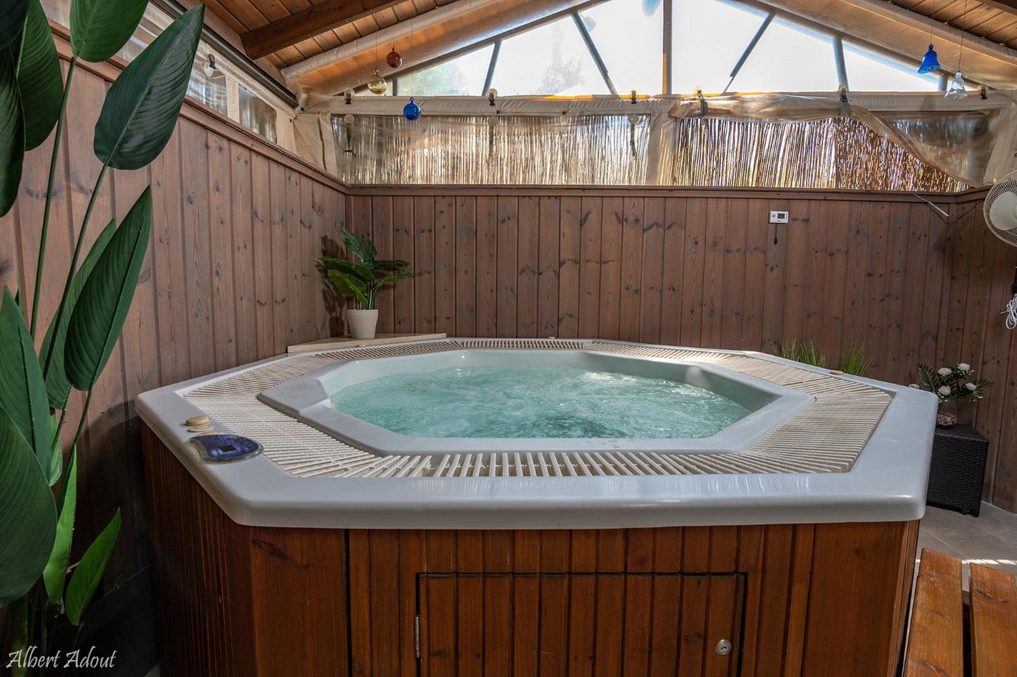 Talia Cabin Guest & Spa