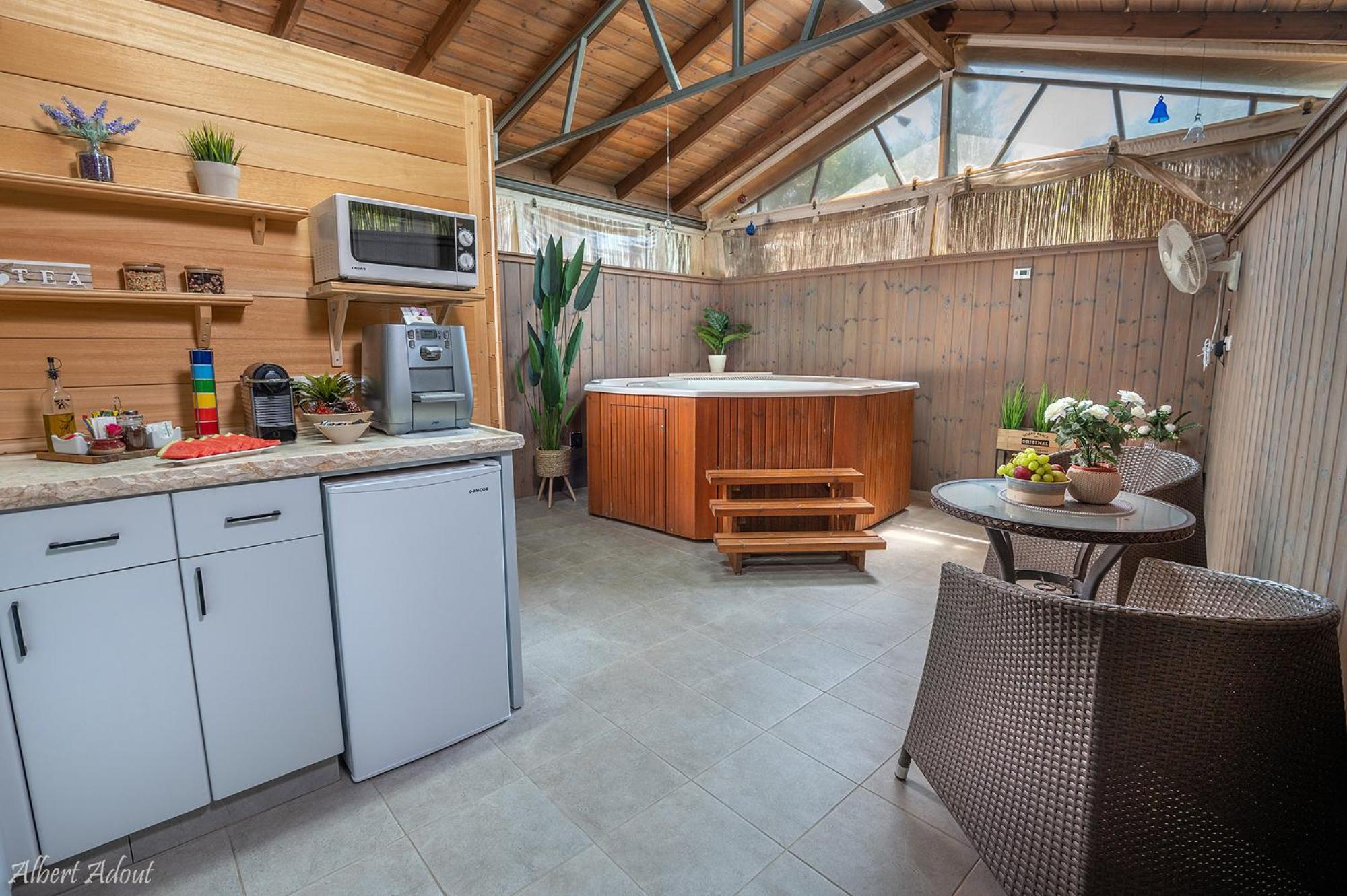 Talia Cabin Guest & Spa