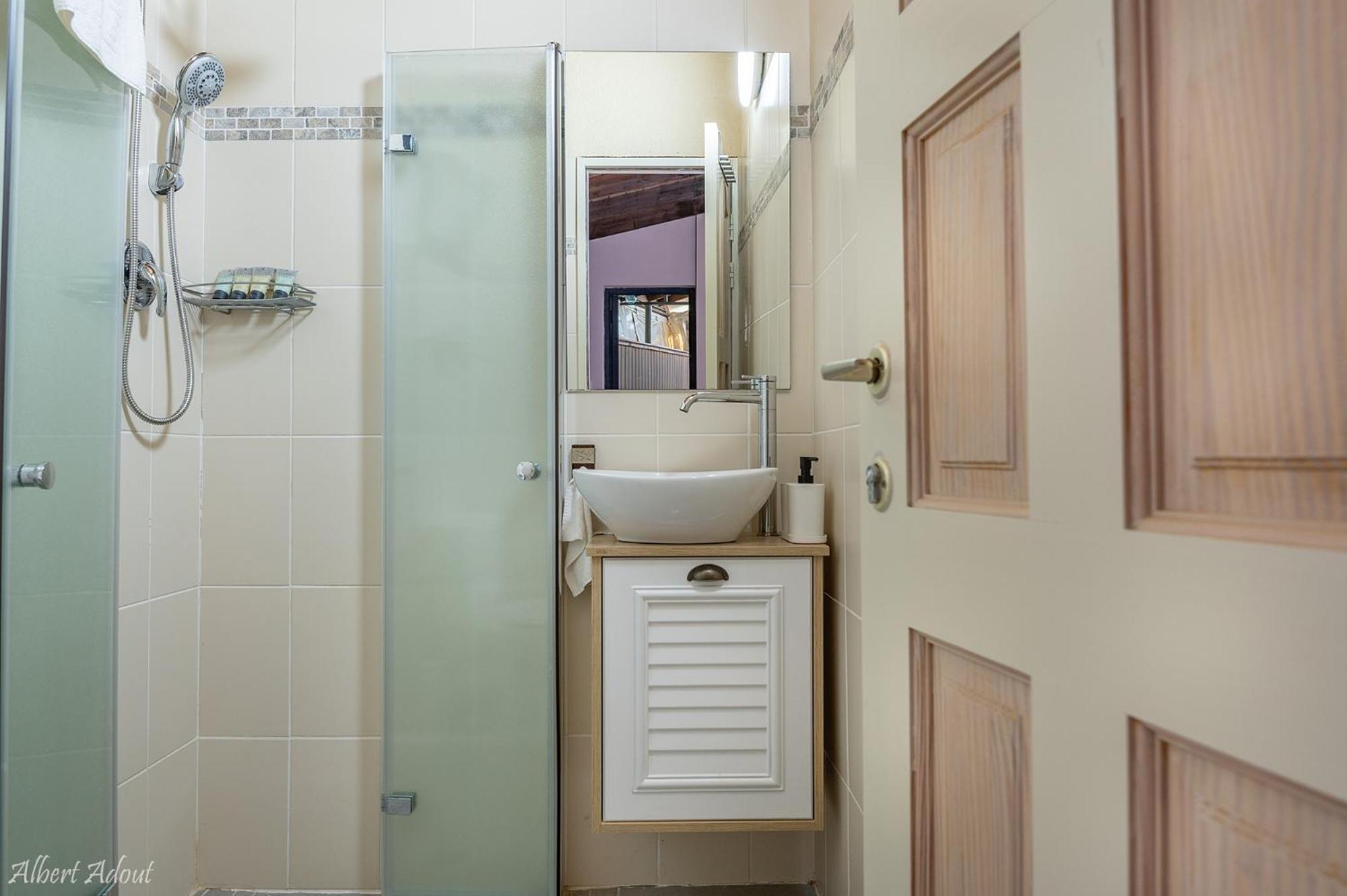 Talia Cabin Guest & Spa