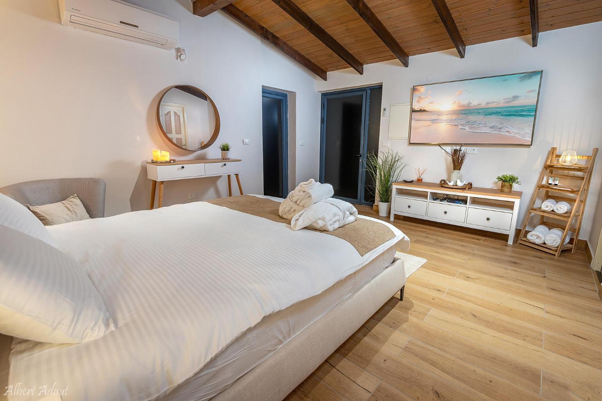 Talia Cabin Guest & Spa