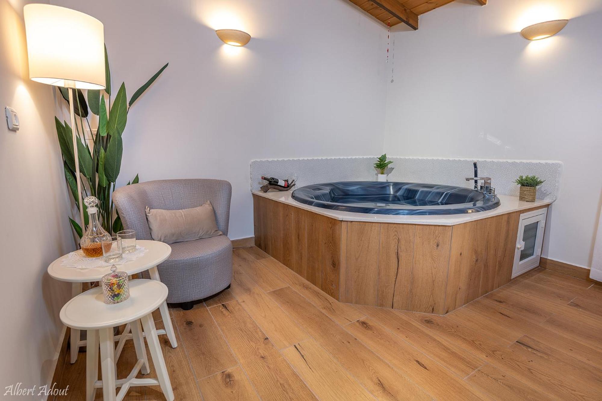 Talia Cabin Guest & Spa