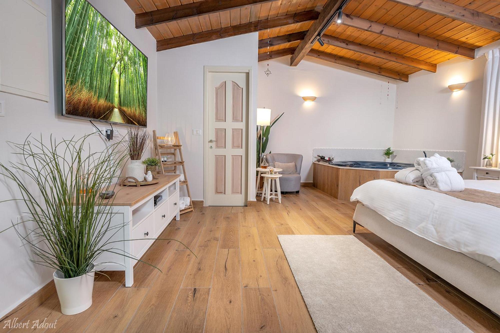 Talia Cabin Guest & Spa