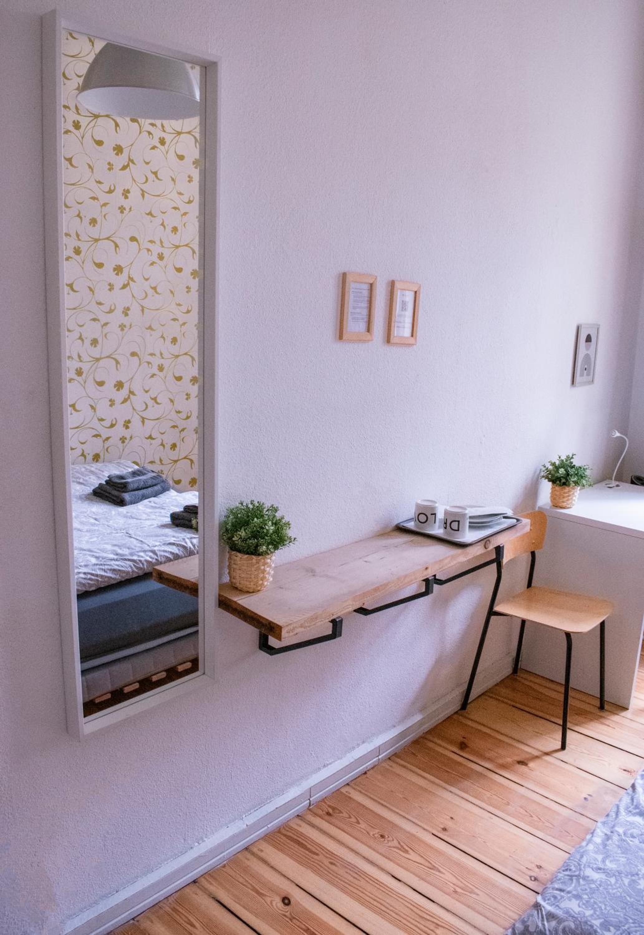 Private 10sqm Room in Shared Flat near Schönhauser Allee