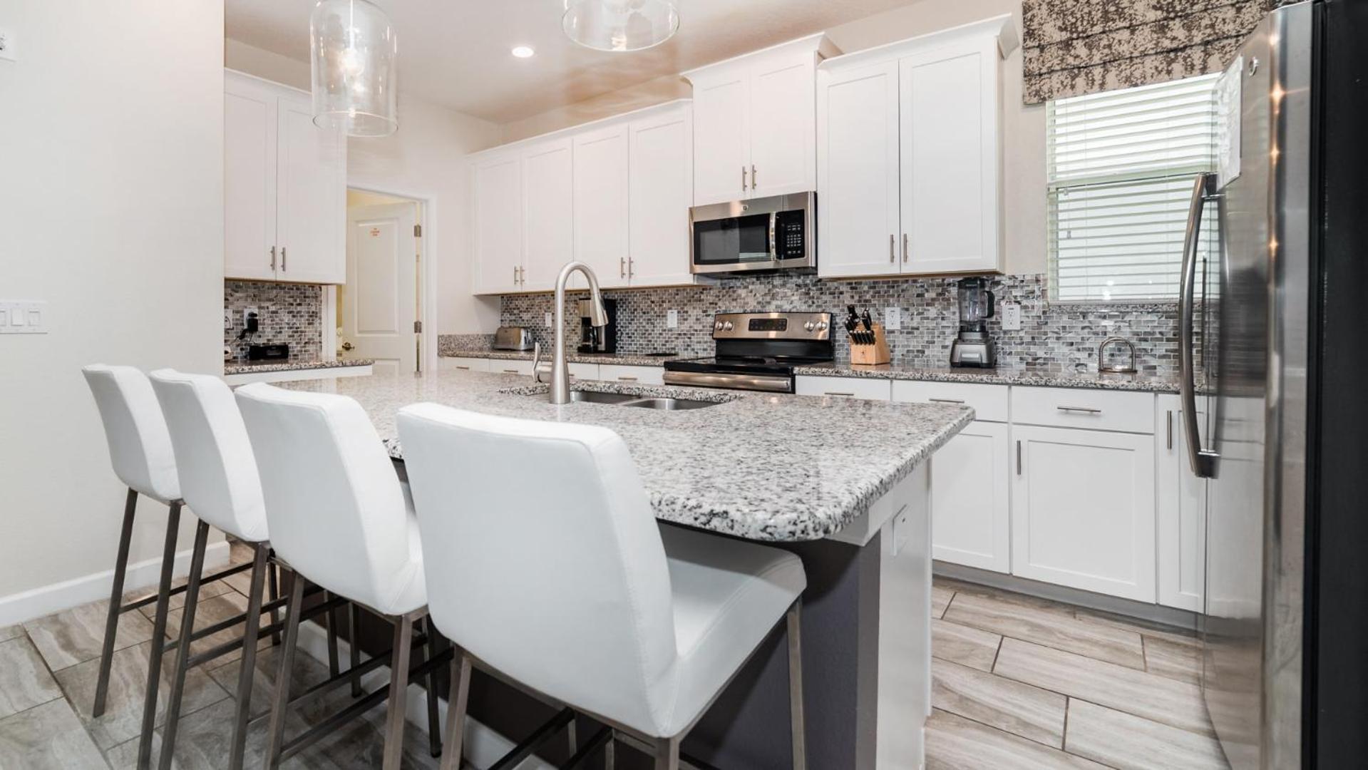 4749 Kings Castle view 3