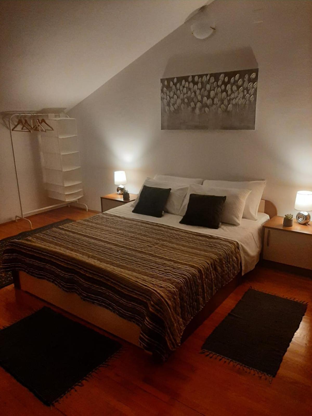Apartments Luna