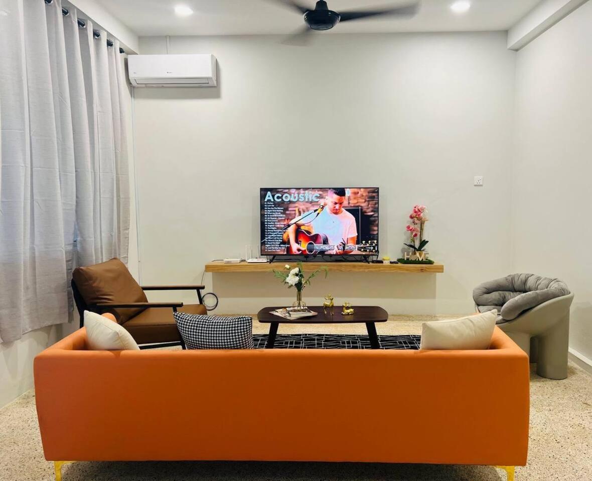 T & T Kuching Homestay photo 7
