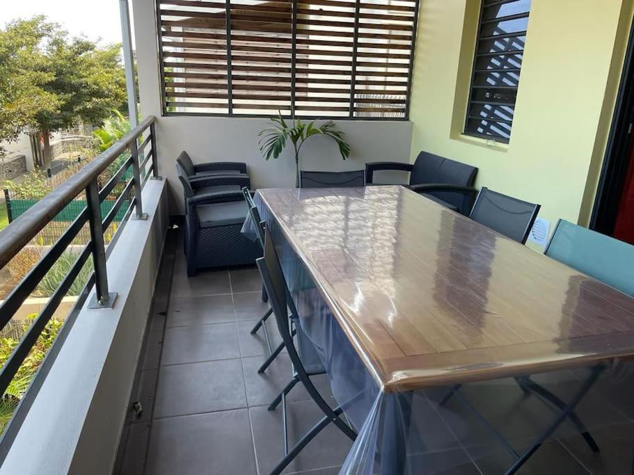 "Le Lagon" T2 Saint Gilles les Bains calme, terrasse, piscine, plage view 4