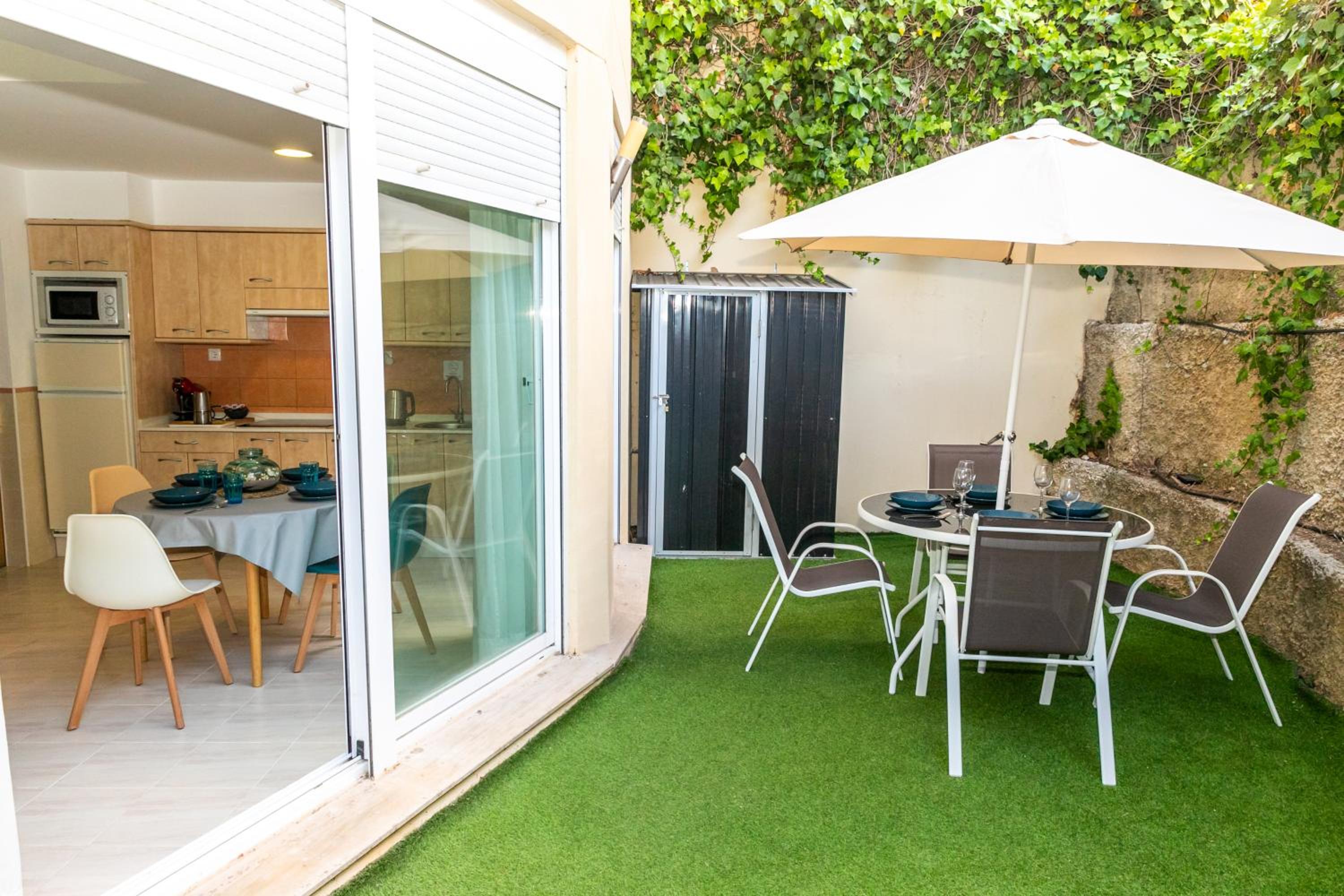 Duplex in Los Caños de Meca – beach & garage view 2