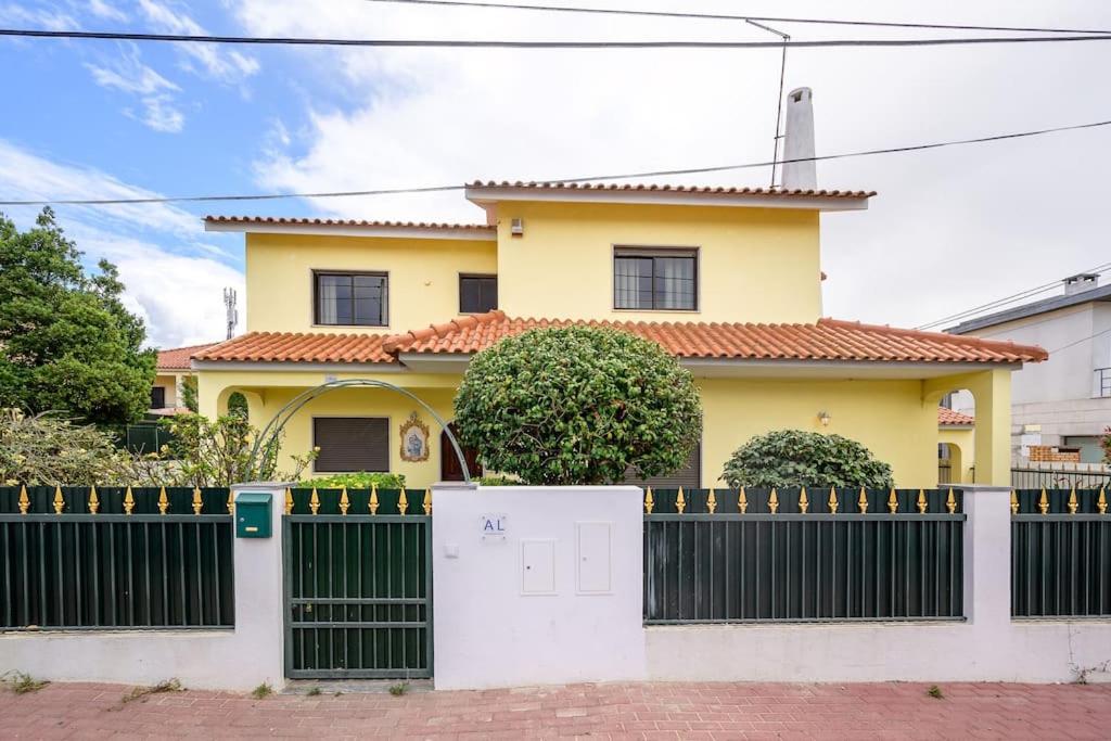 CASA AMARELA