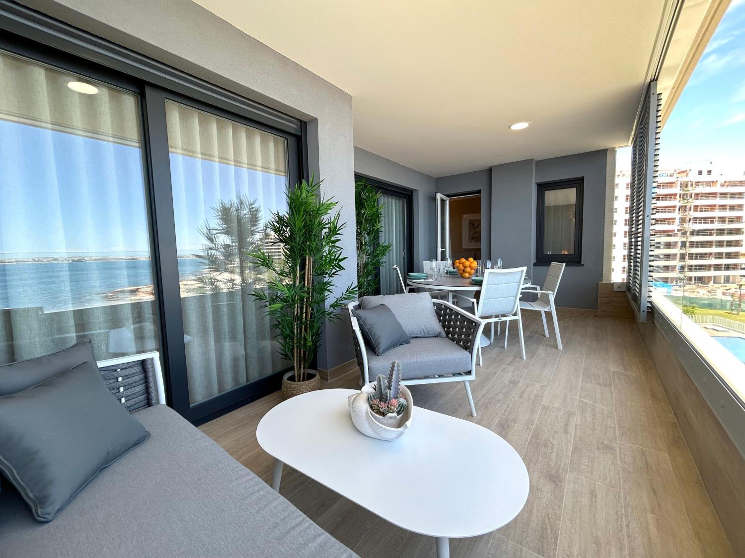 POSIDONIA PUNTA PRIMA - Luxury Seafront Apartments