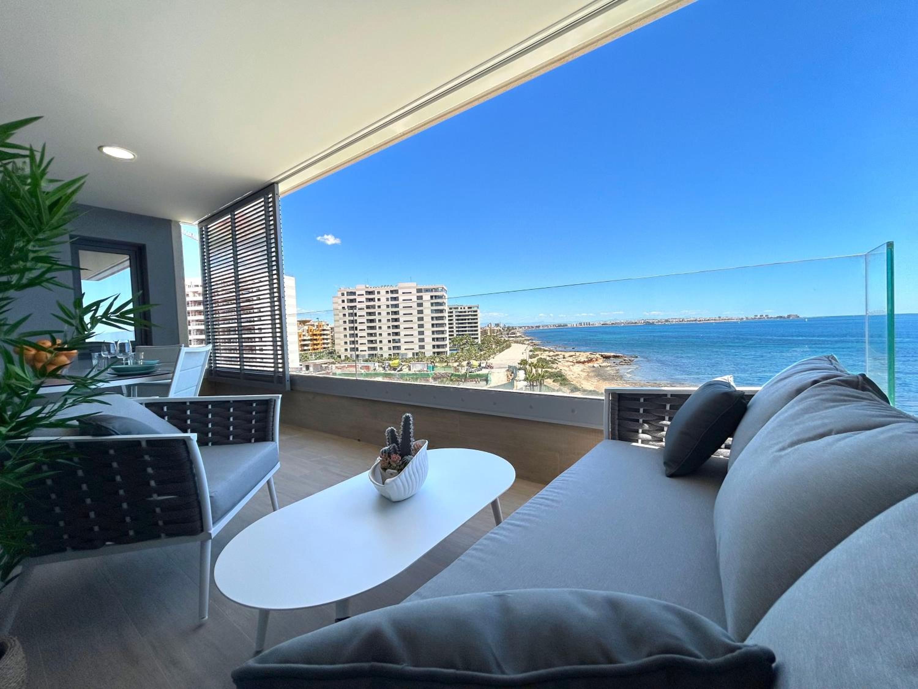 POSIDONIA PUNTA PRIMA - Luxury Seafront Apartments