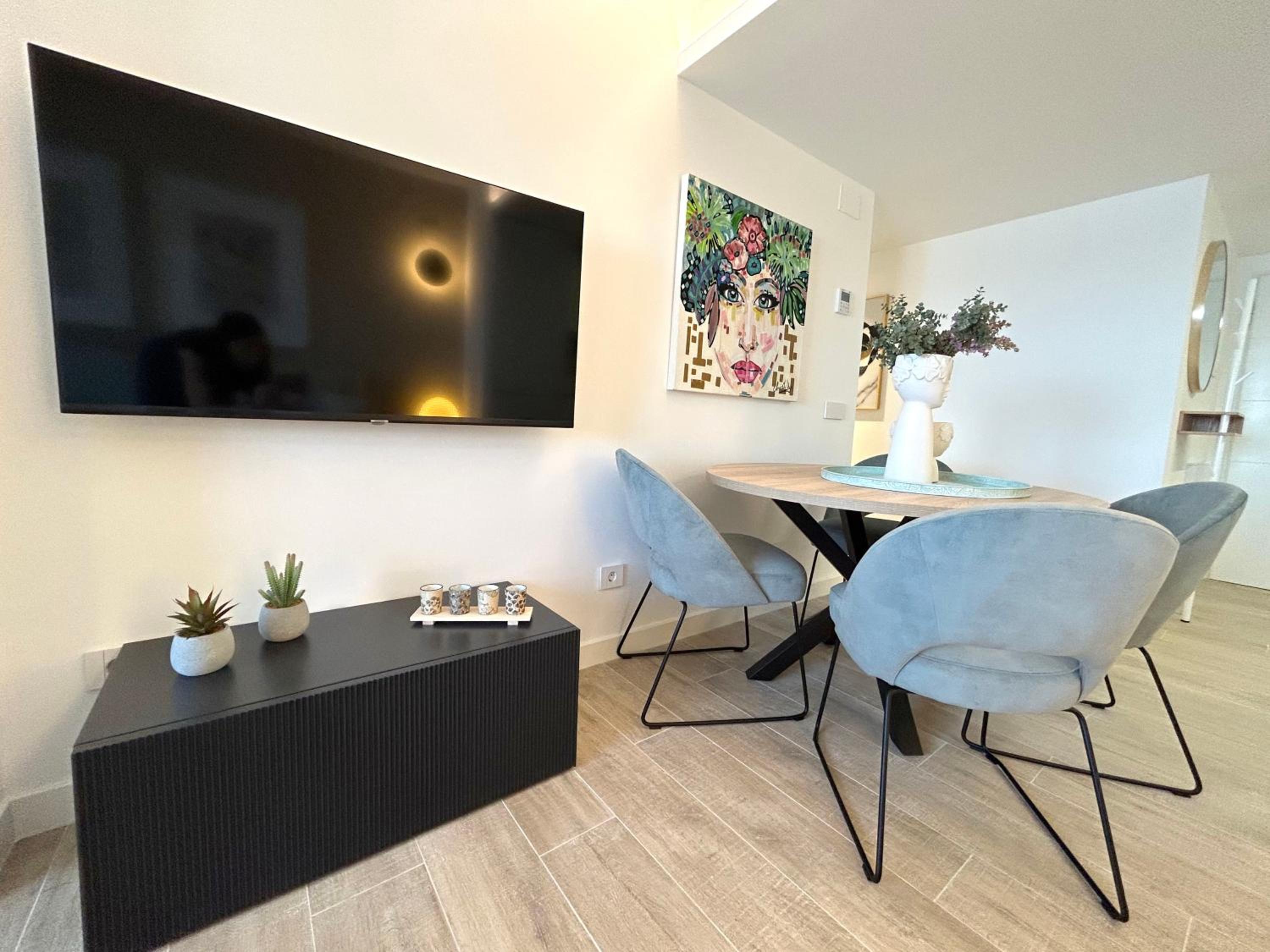 POSIDONIA PUNTA PRIMA - Luxury Seafront Apartments