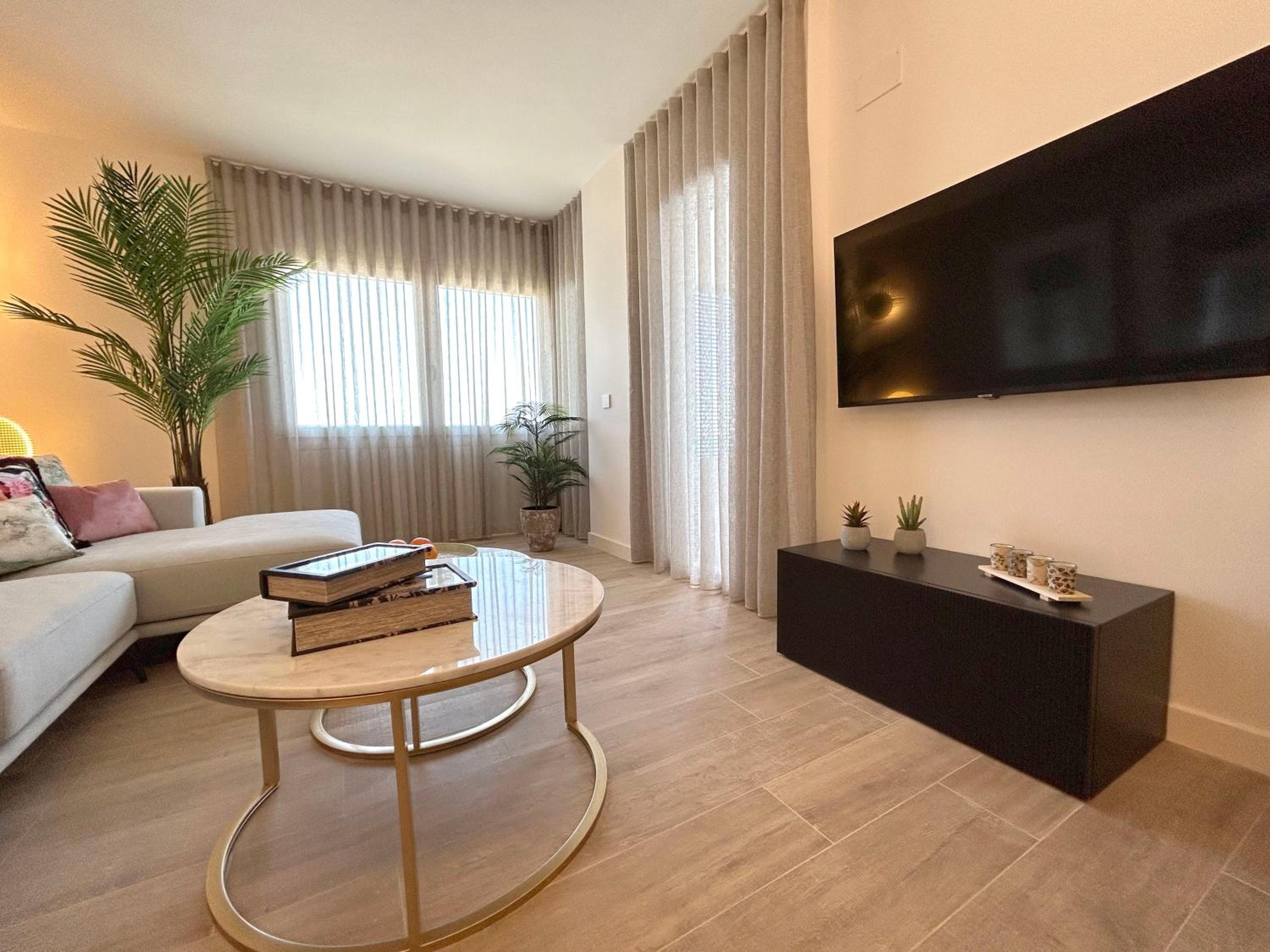 POSIDONIA PUNTA PRIMA - Luxury Seafront Apartments