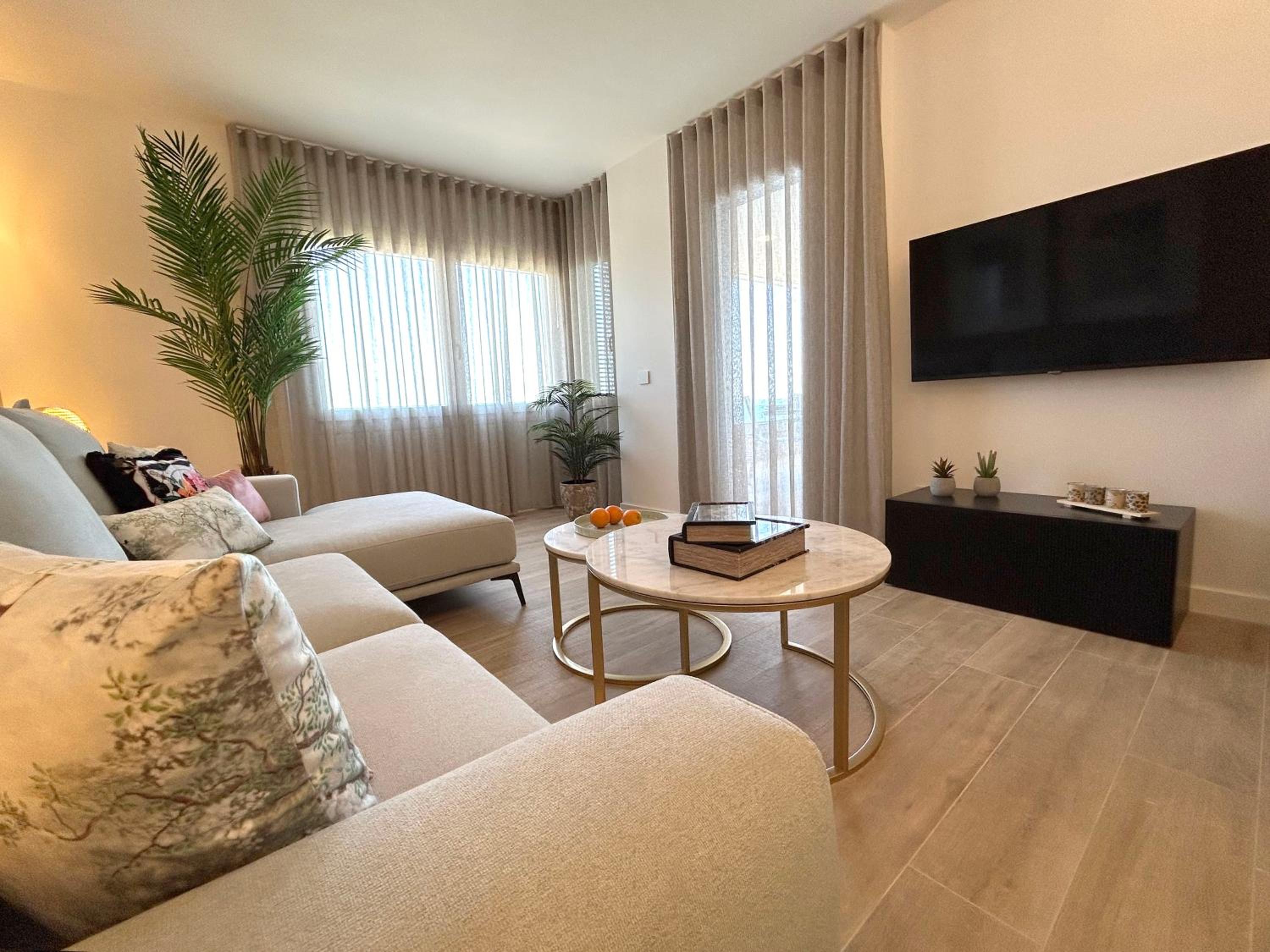 POSIDONIA PUNTA PRIMA - Luxury Seafront Apartments
