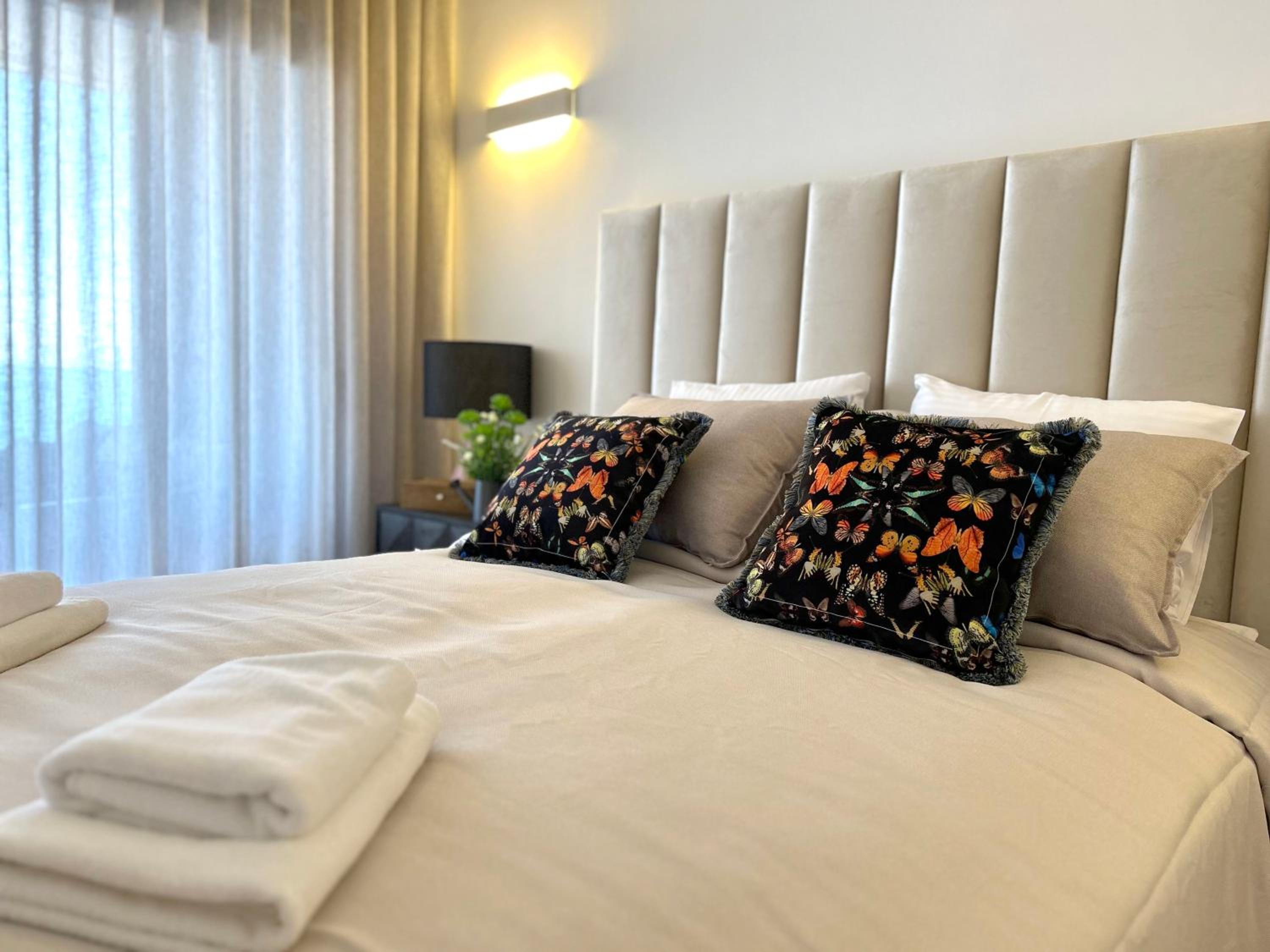POSIDONIA PUNTA PRIMA - Luxury Seafront Apartments