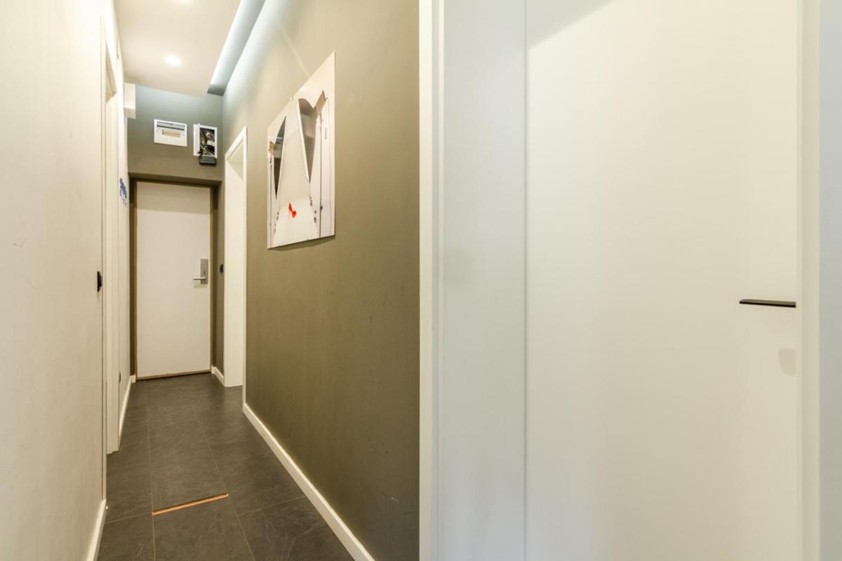 Viral 2 BR Photo Studio Loft