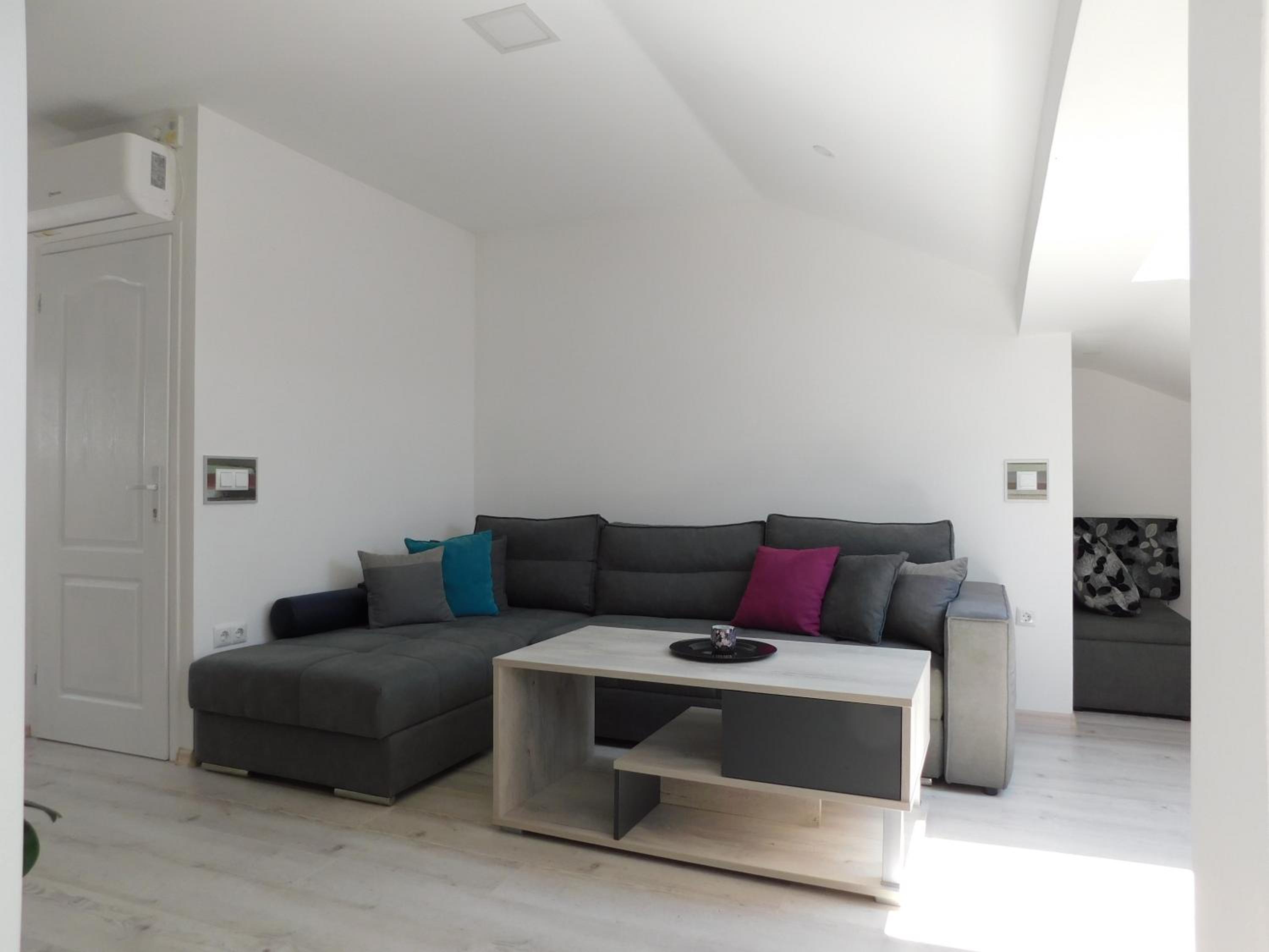 Tina apartman
