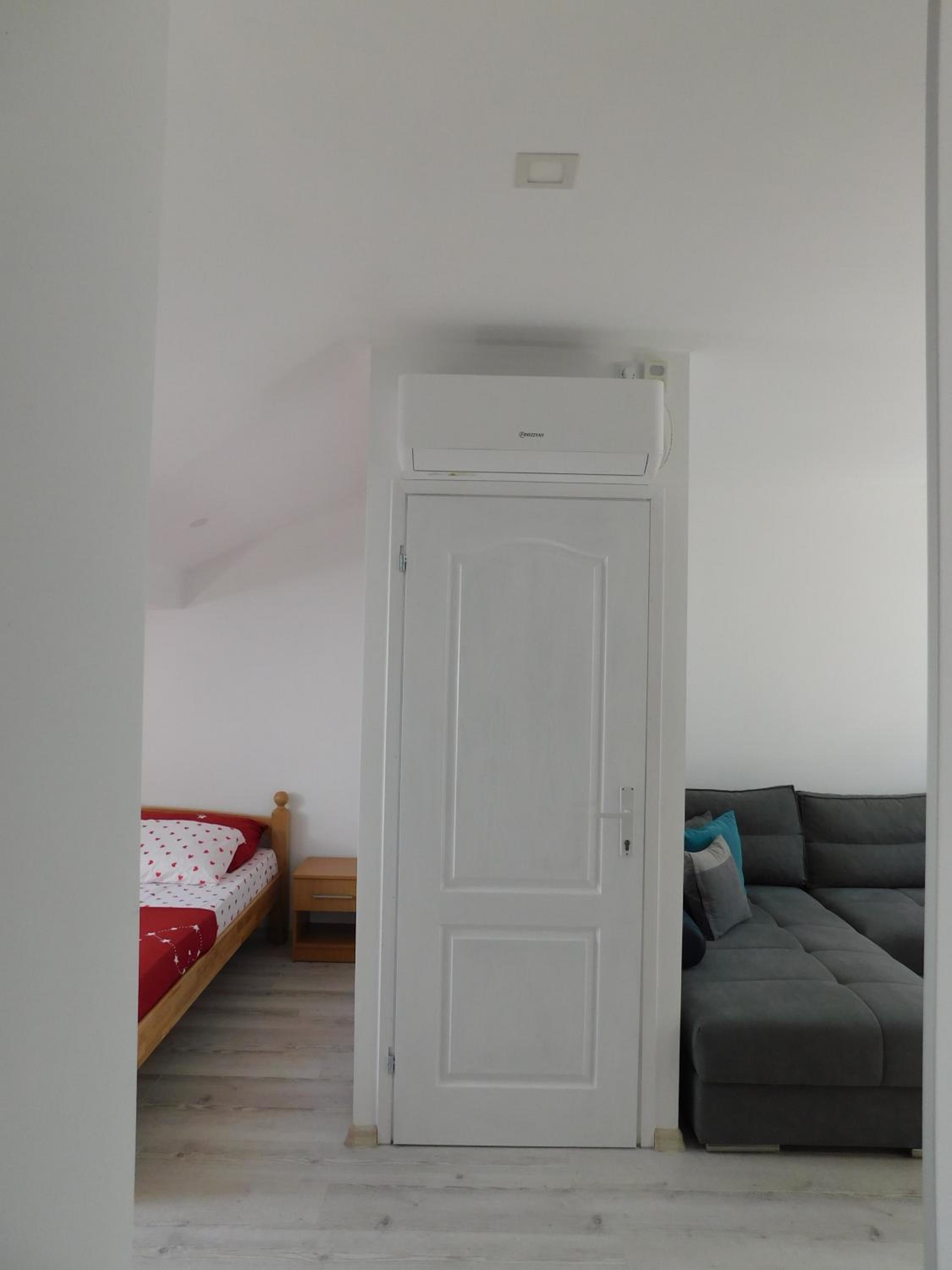 Tina apartman