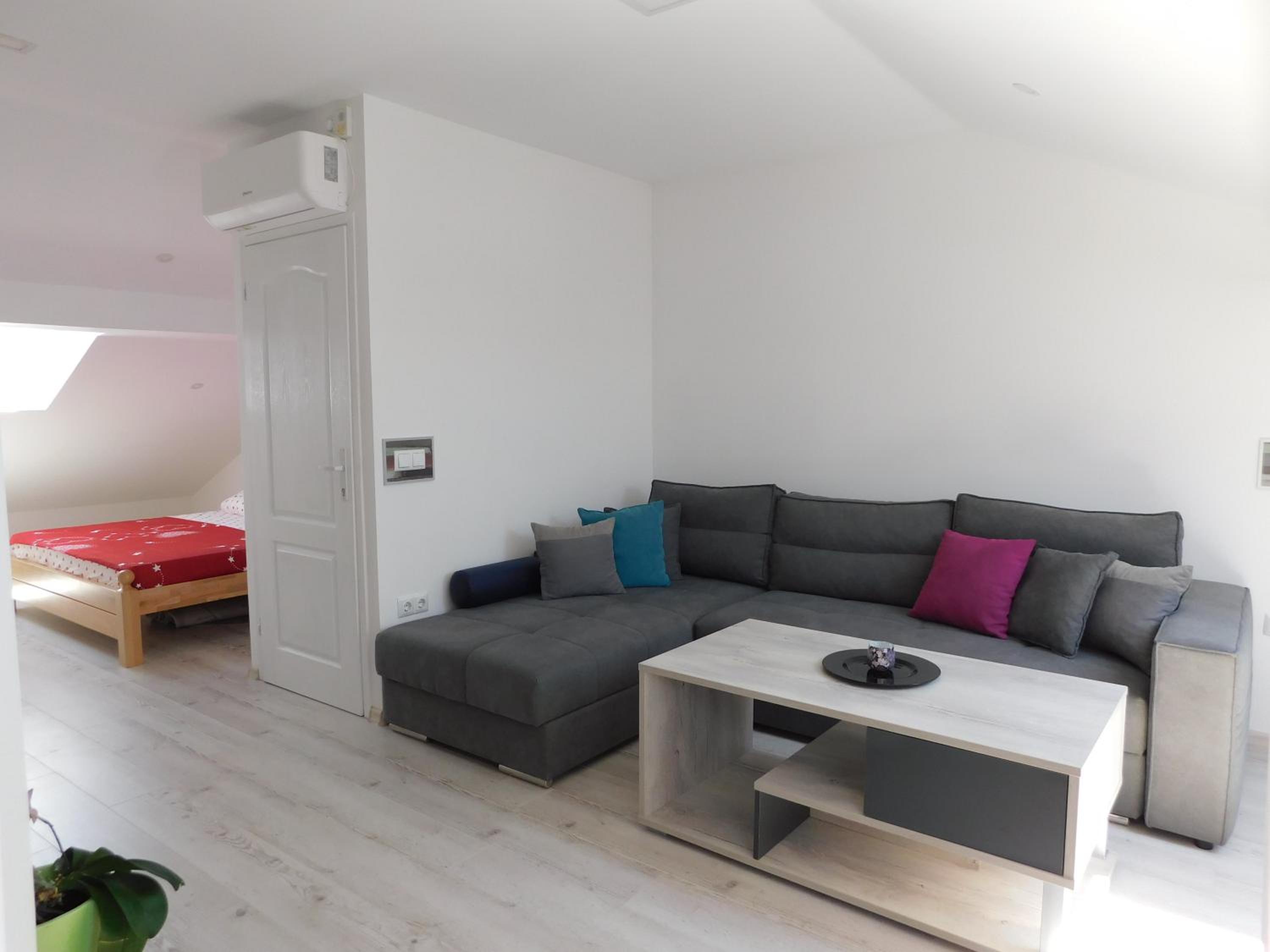 Tina apartman