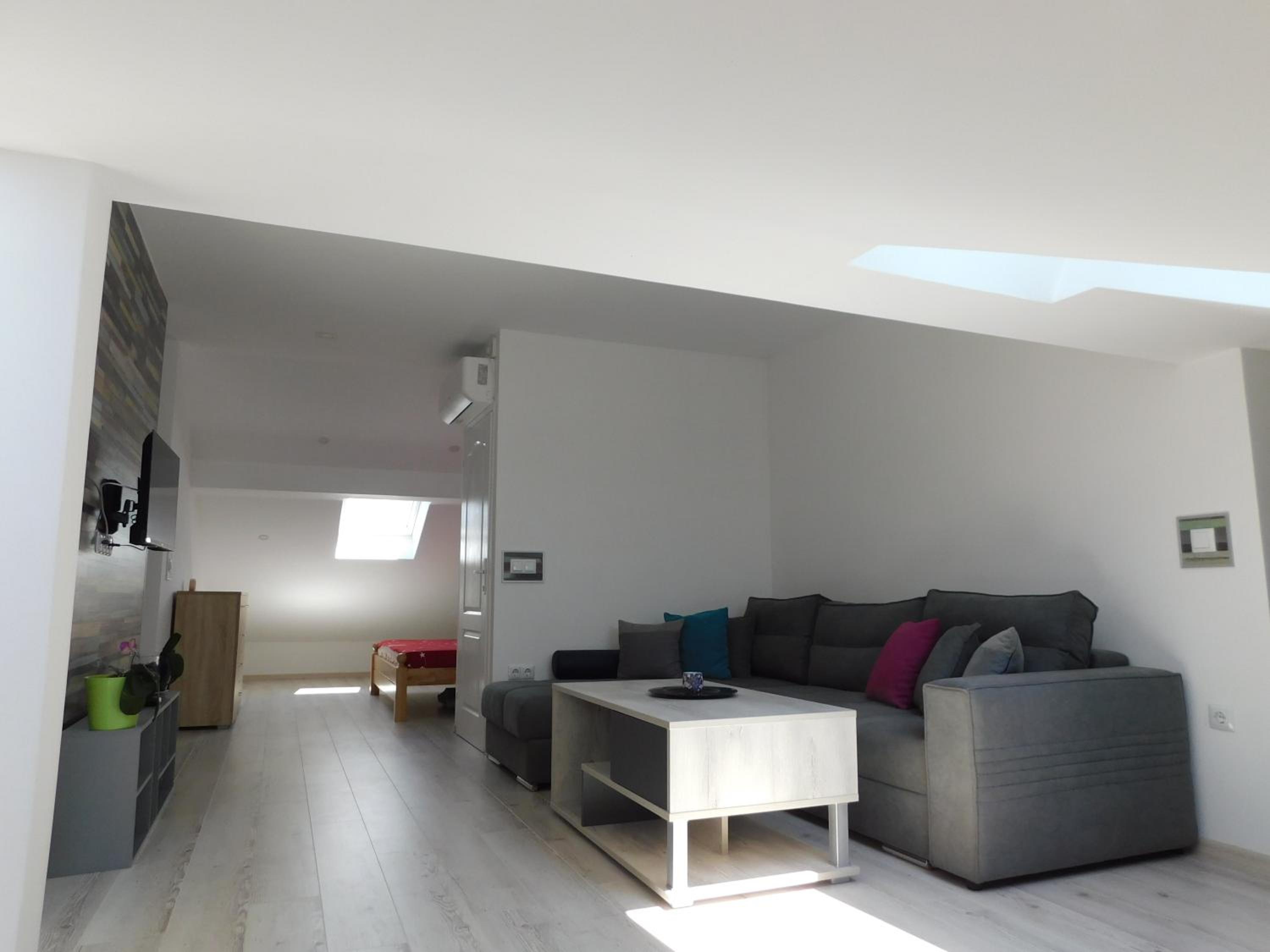 Tina apartman