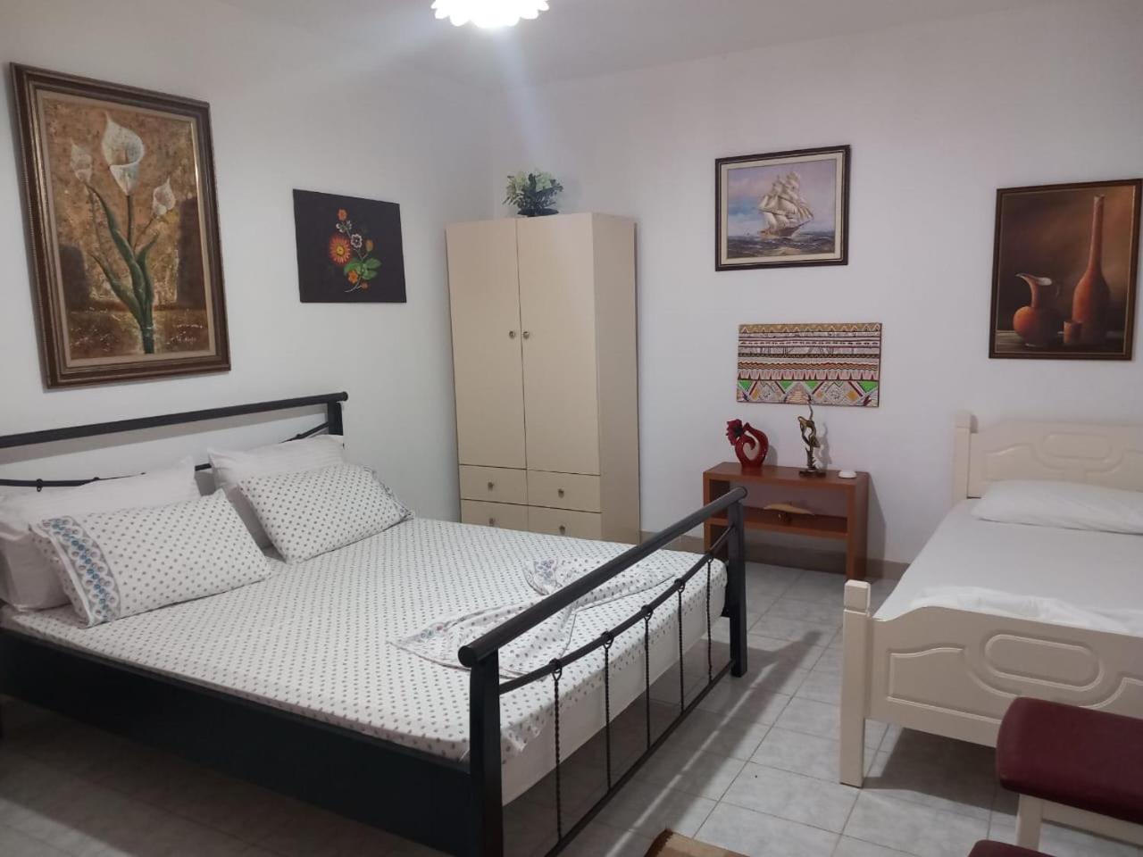 Vila Gjoka