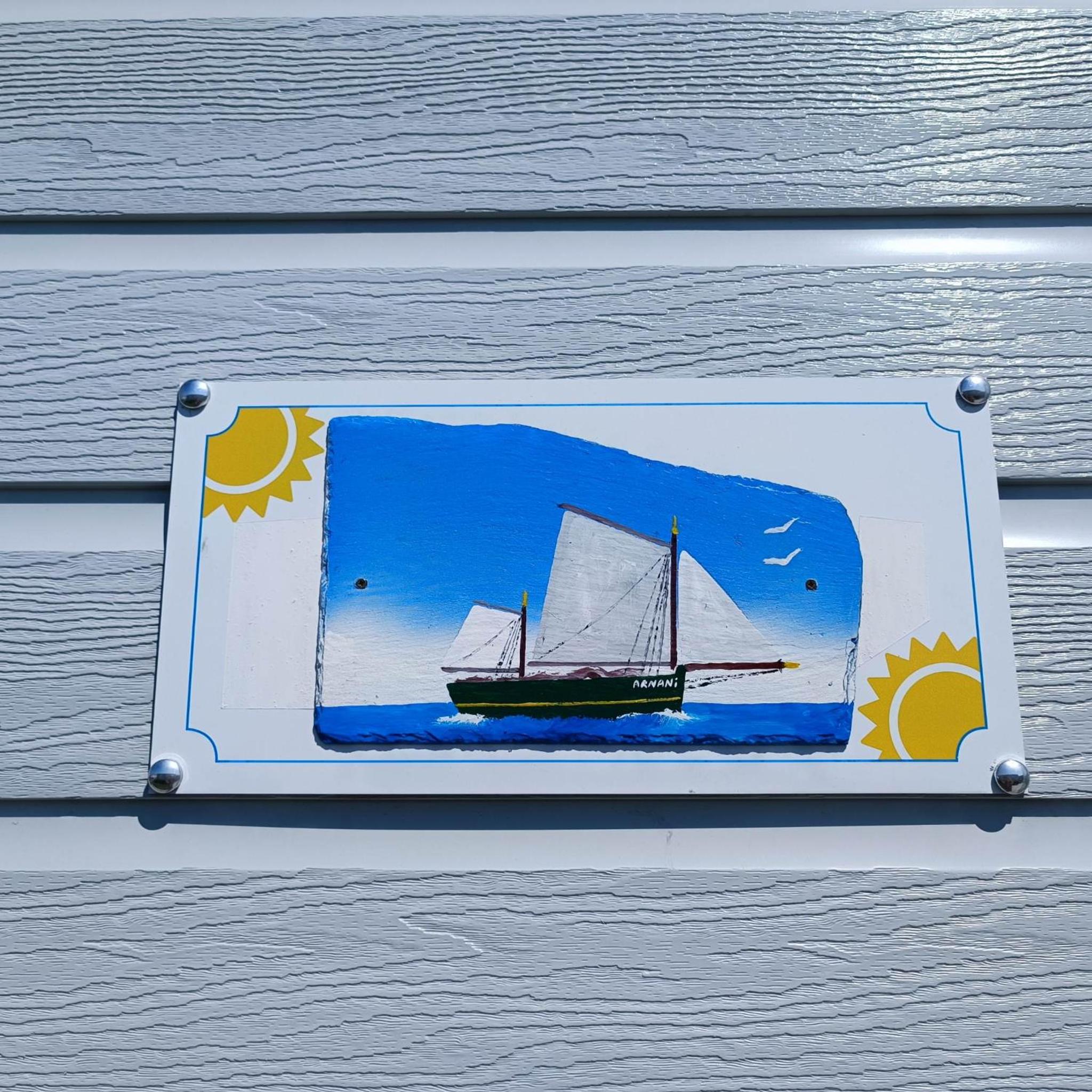 Caravan Aan Zee Arnani