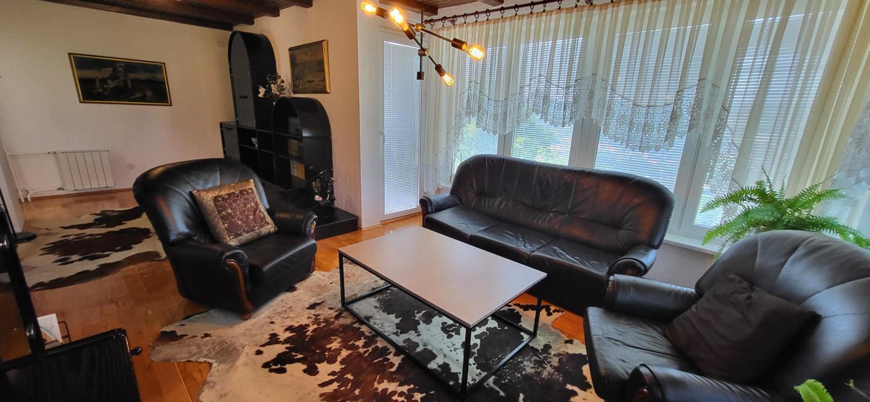 Mott Residence view 3