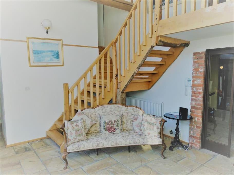 Stunning barn conversion ideal for large families