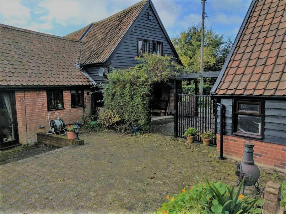 Stunning barn conversion ideal for large families