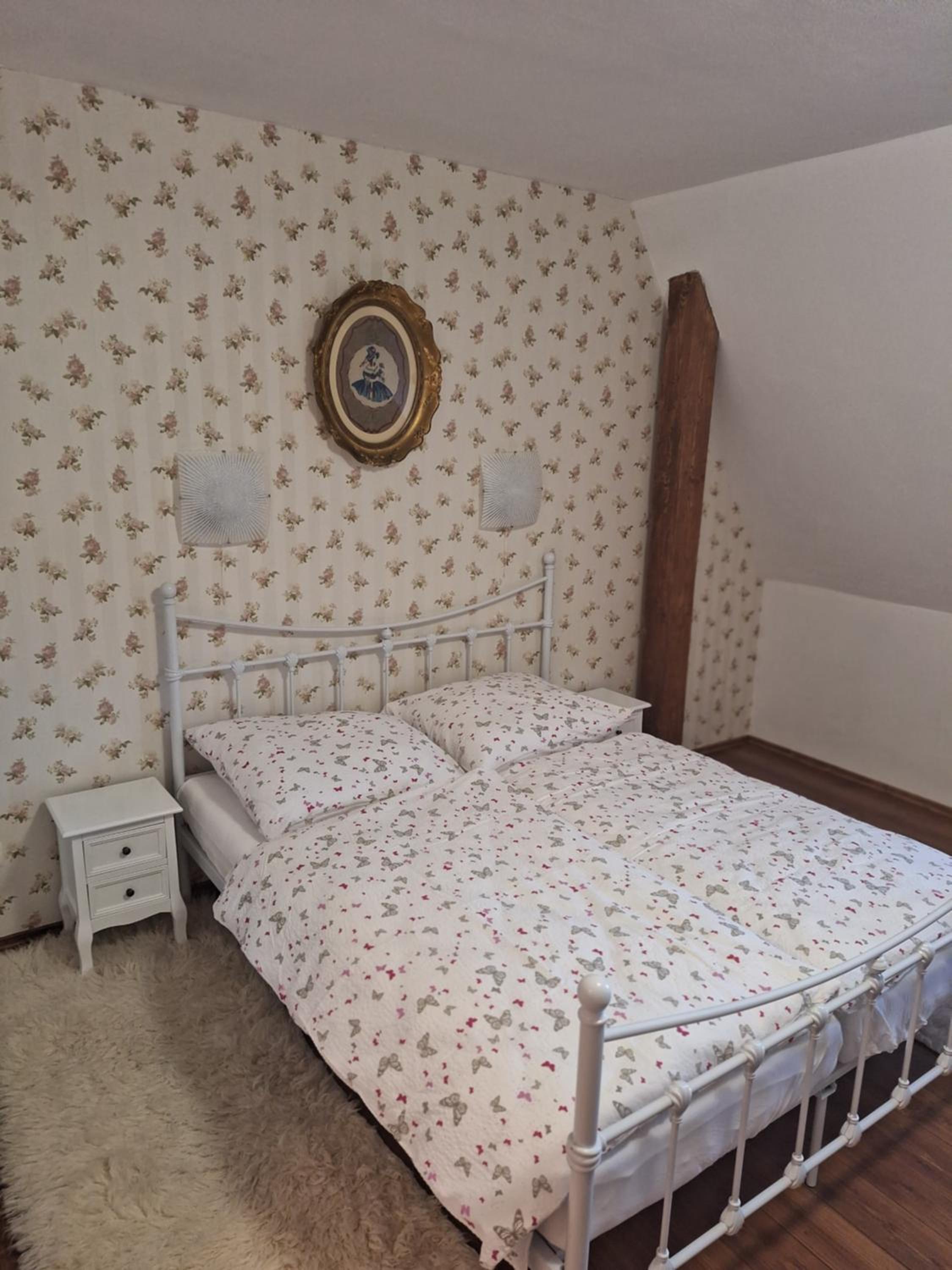 Kaštieľ Košťany