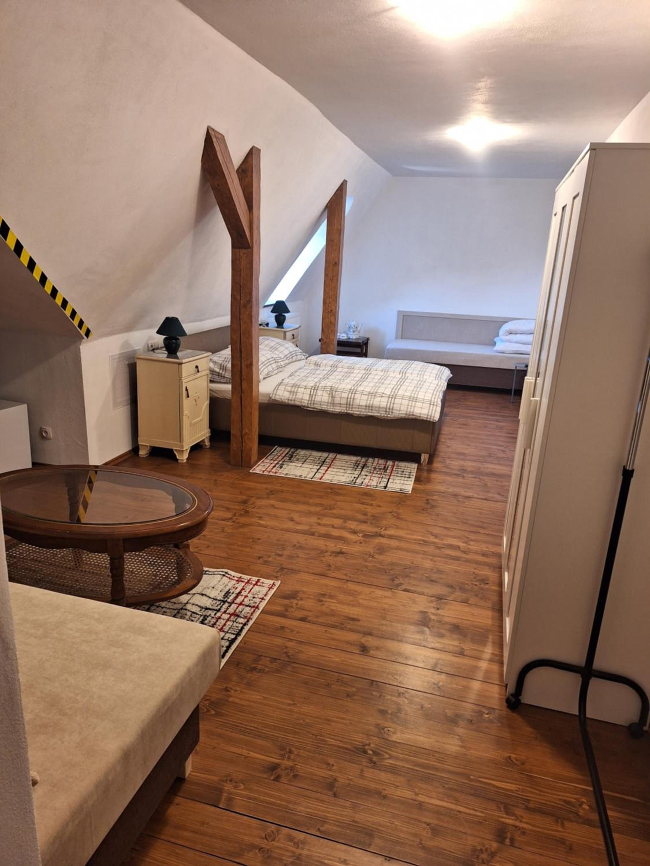 Kaštieľ Košťany