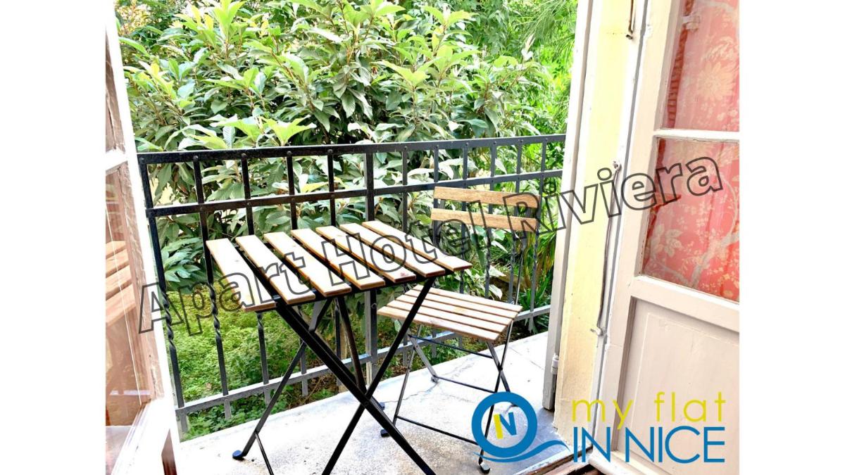 ApartHotel Riviera- Musiciens - 7 minutes Promenade des Anglais - Large Apartement Bourgeois 4 pièces AC - Small Balcony - View Garden - BALCON PALAIS HARM view 3