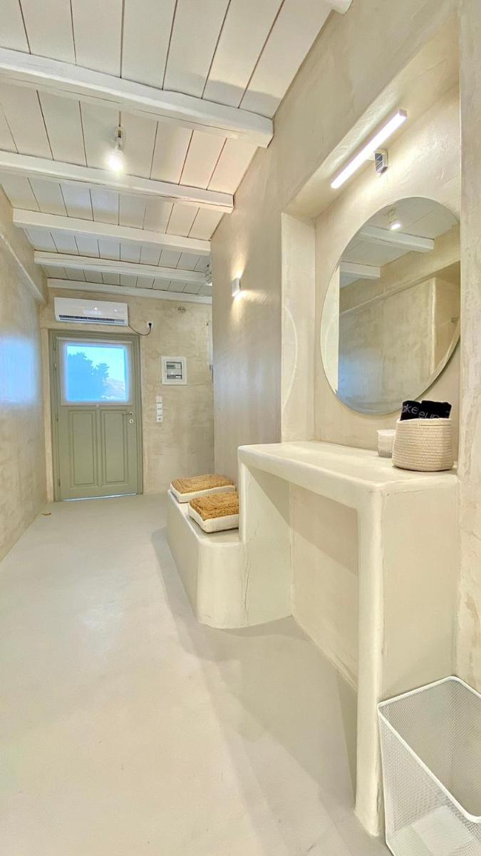 Moustakas Beach Apartments