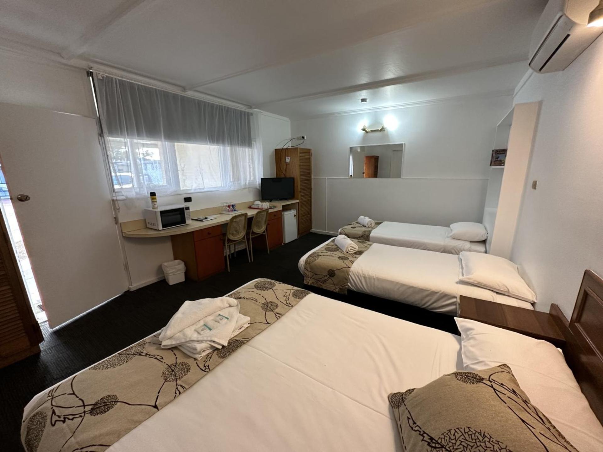 Charlton Motel
