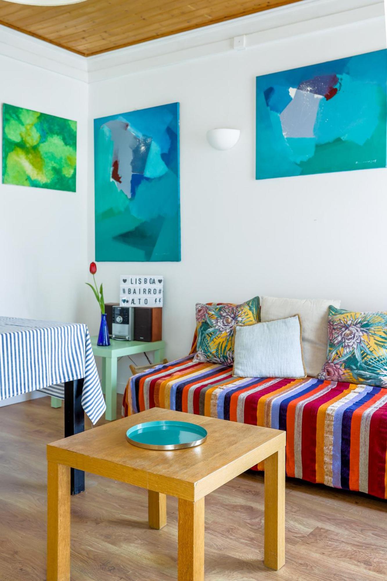 City Center Apt in Lively Bairro Alto! view 4
