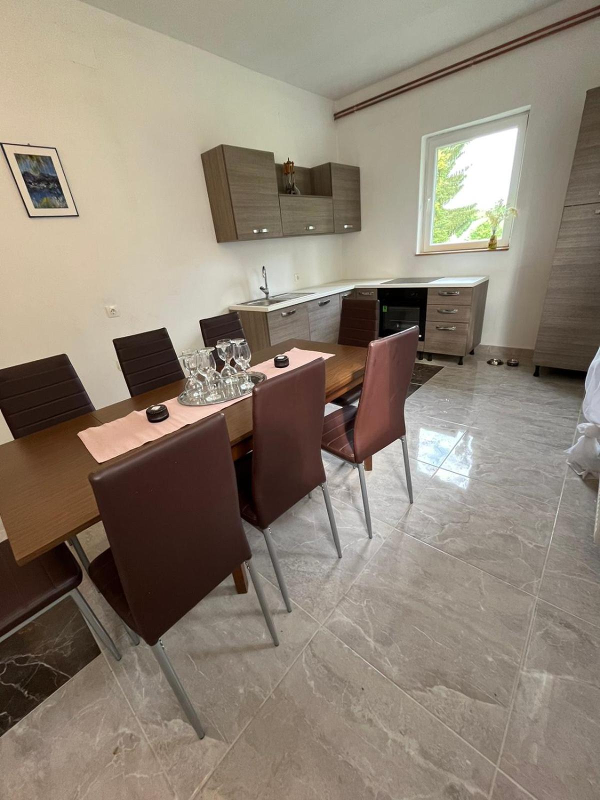 Rooms Ljubenko