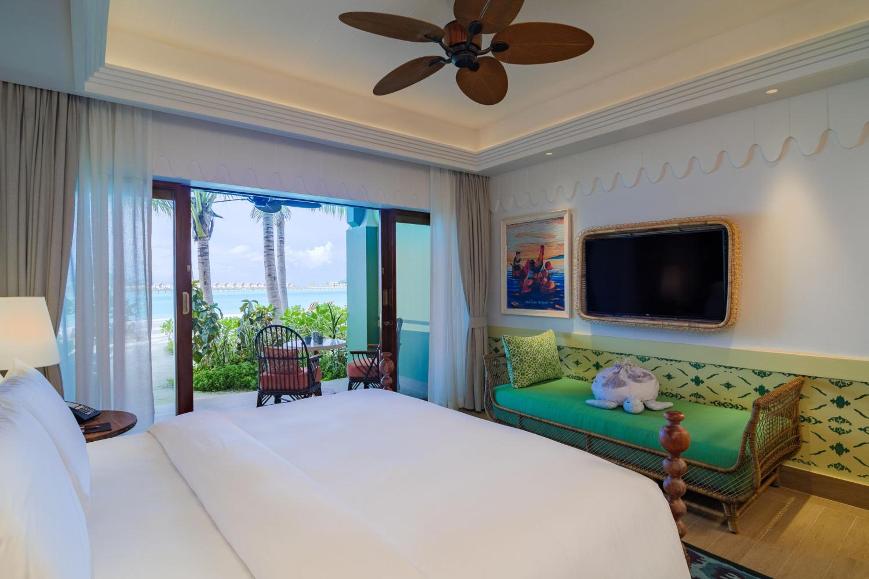 SAii Lagoon Maldives, Curio Collection By Hilton