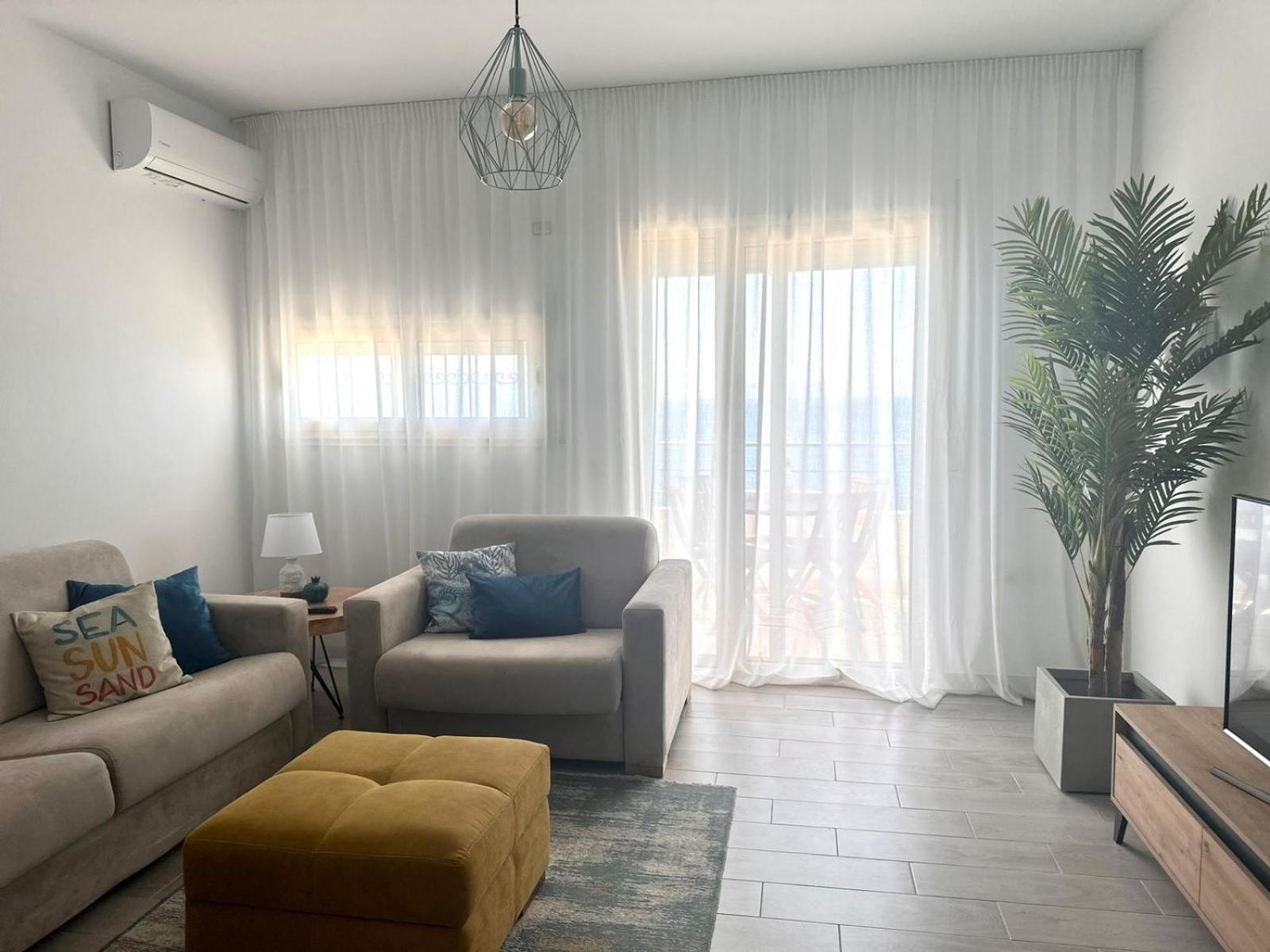 Sunny Hill Apartment