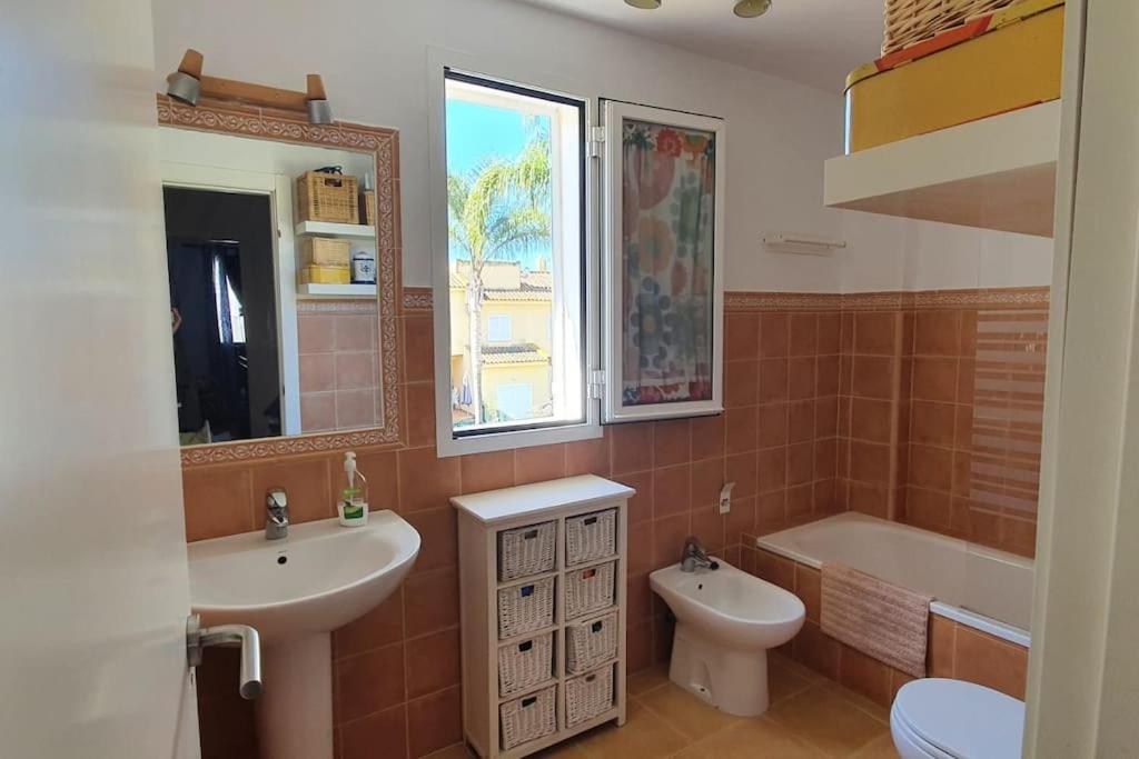 Acogedor chalet adosado en playas de Isla Cristina