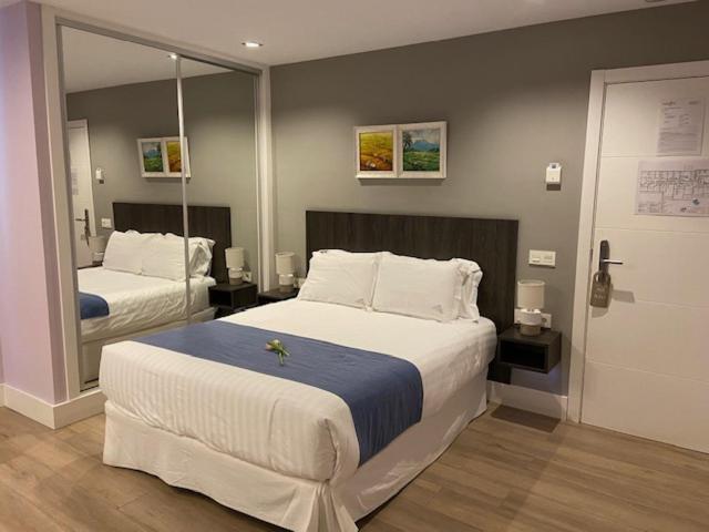 H Boutique la Caleta bay