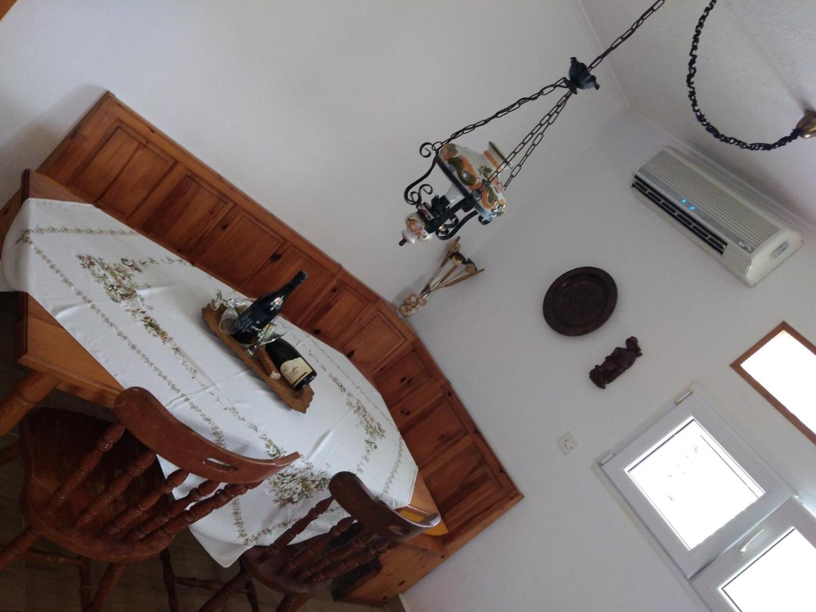 Apartmani Kasteljan 7, Stara novalja