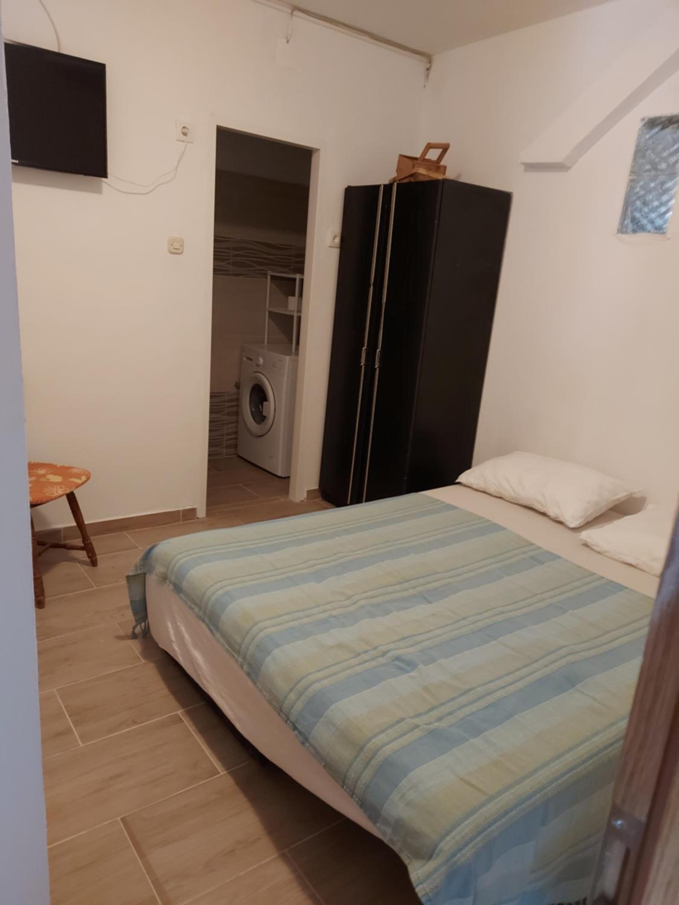 Apartmani Kasteljan 7, Stara novalja