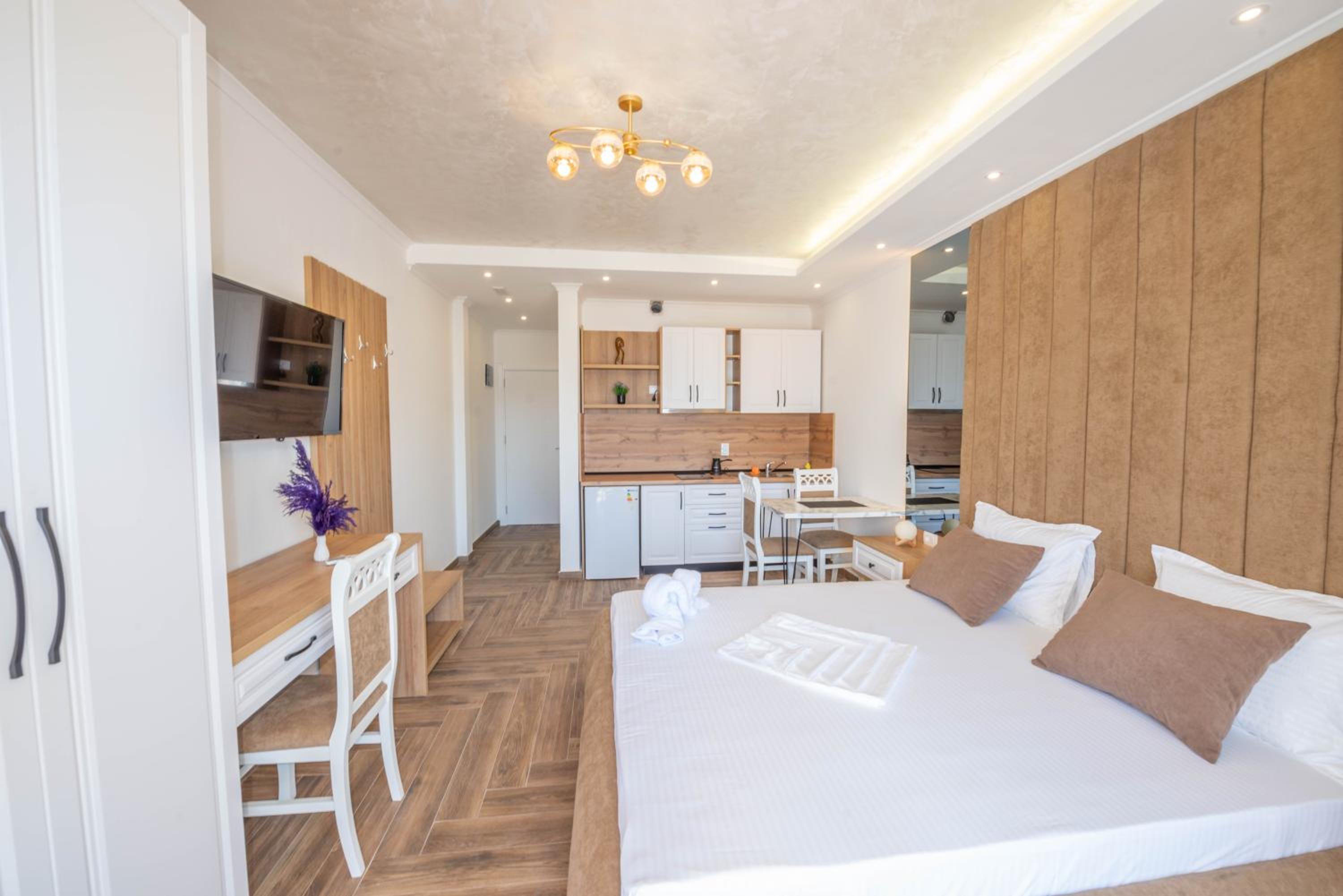 Twins Apartments