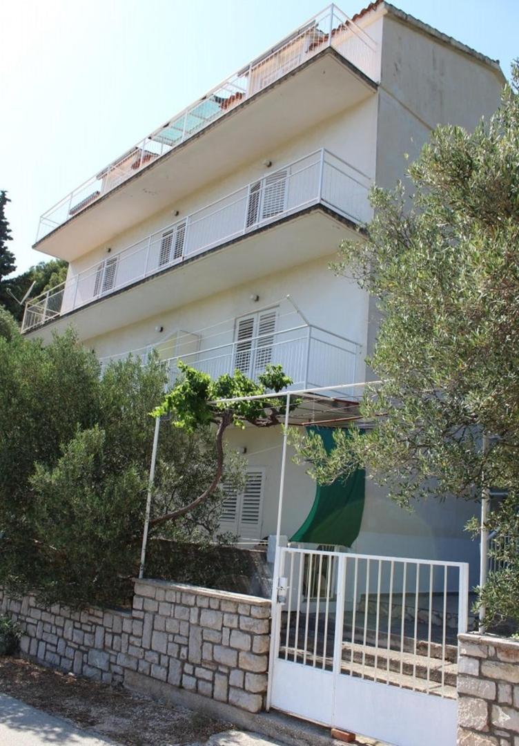 Apartments Vjera