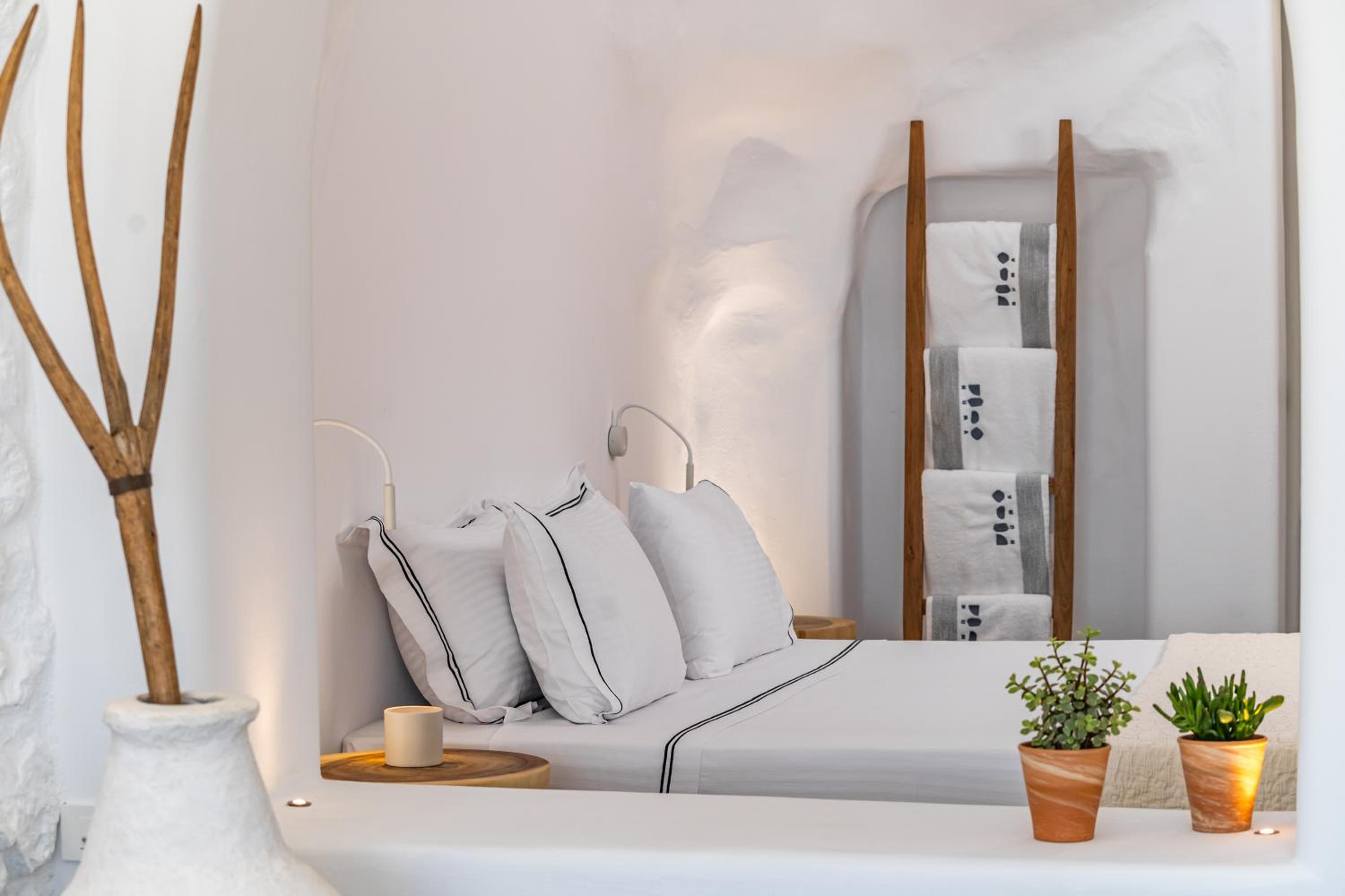 Numa Santorini photo 5