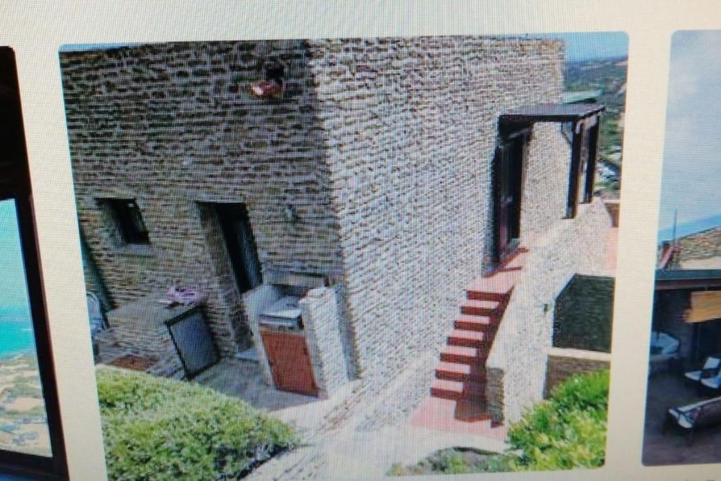 Panoramic villa on top of Capo Falcone