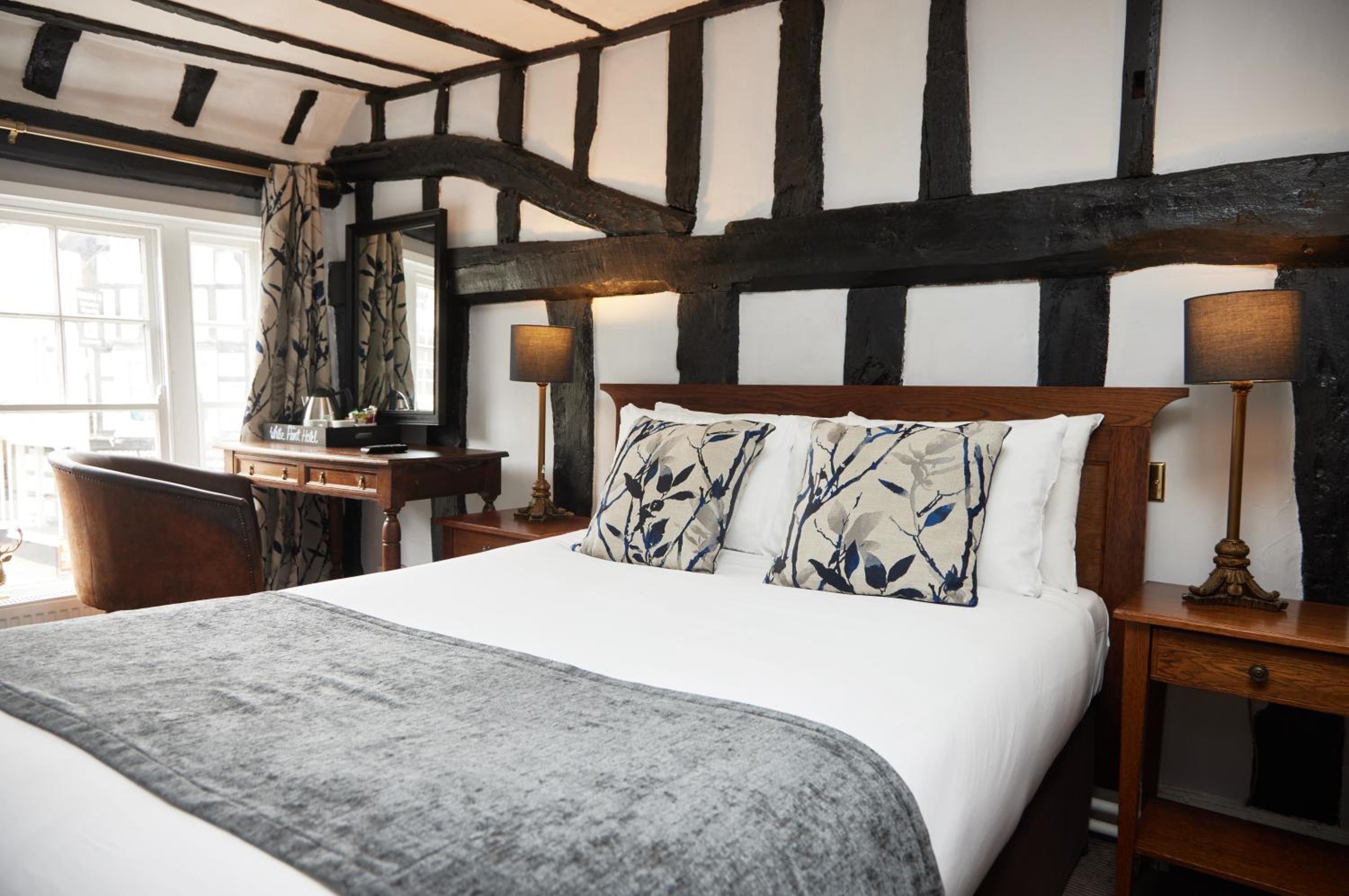 White Hart Hotel by Greene King Inns