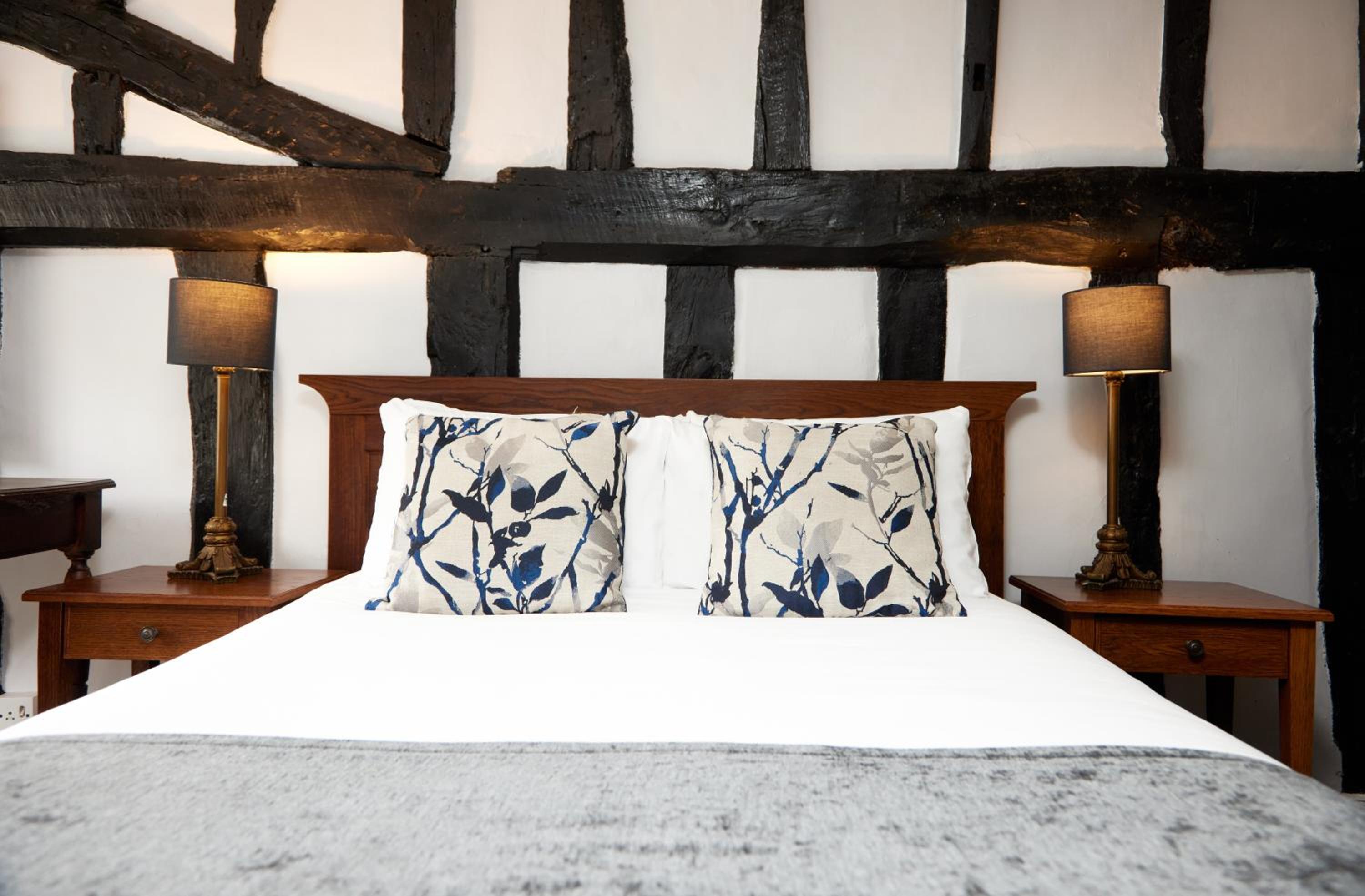 White Hart Hotel by Greene King Inns