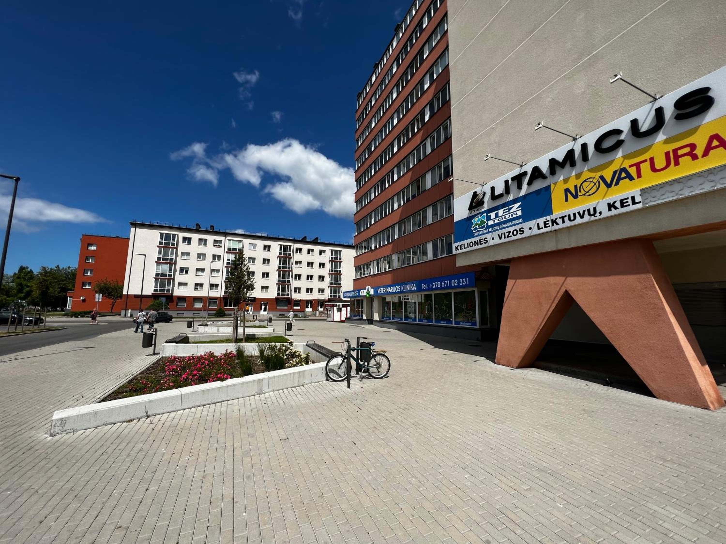 Small Studio Apartament near City Center - self check in view 5