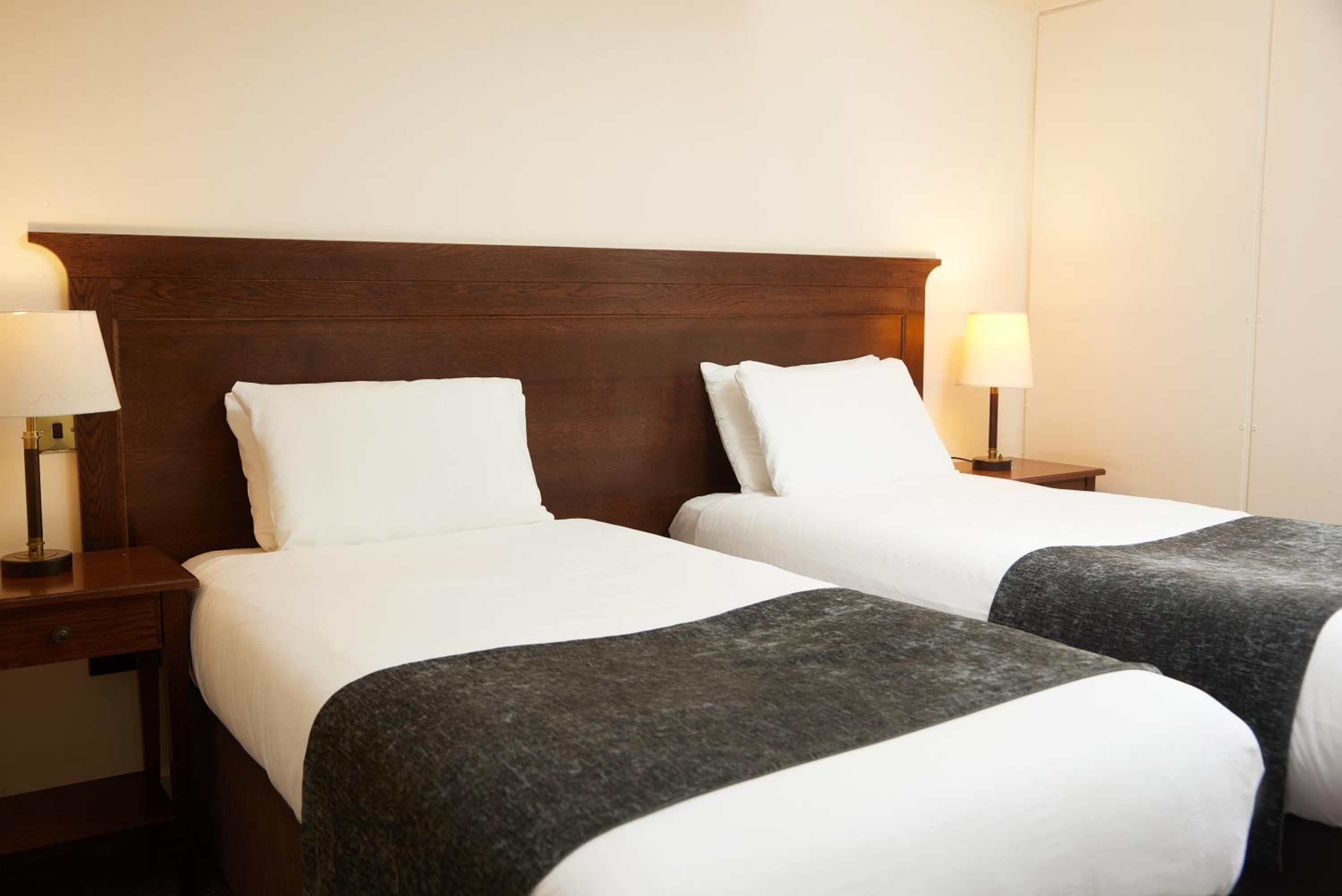 White Hart Hotel by Greene King Inns